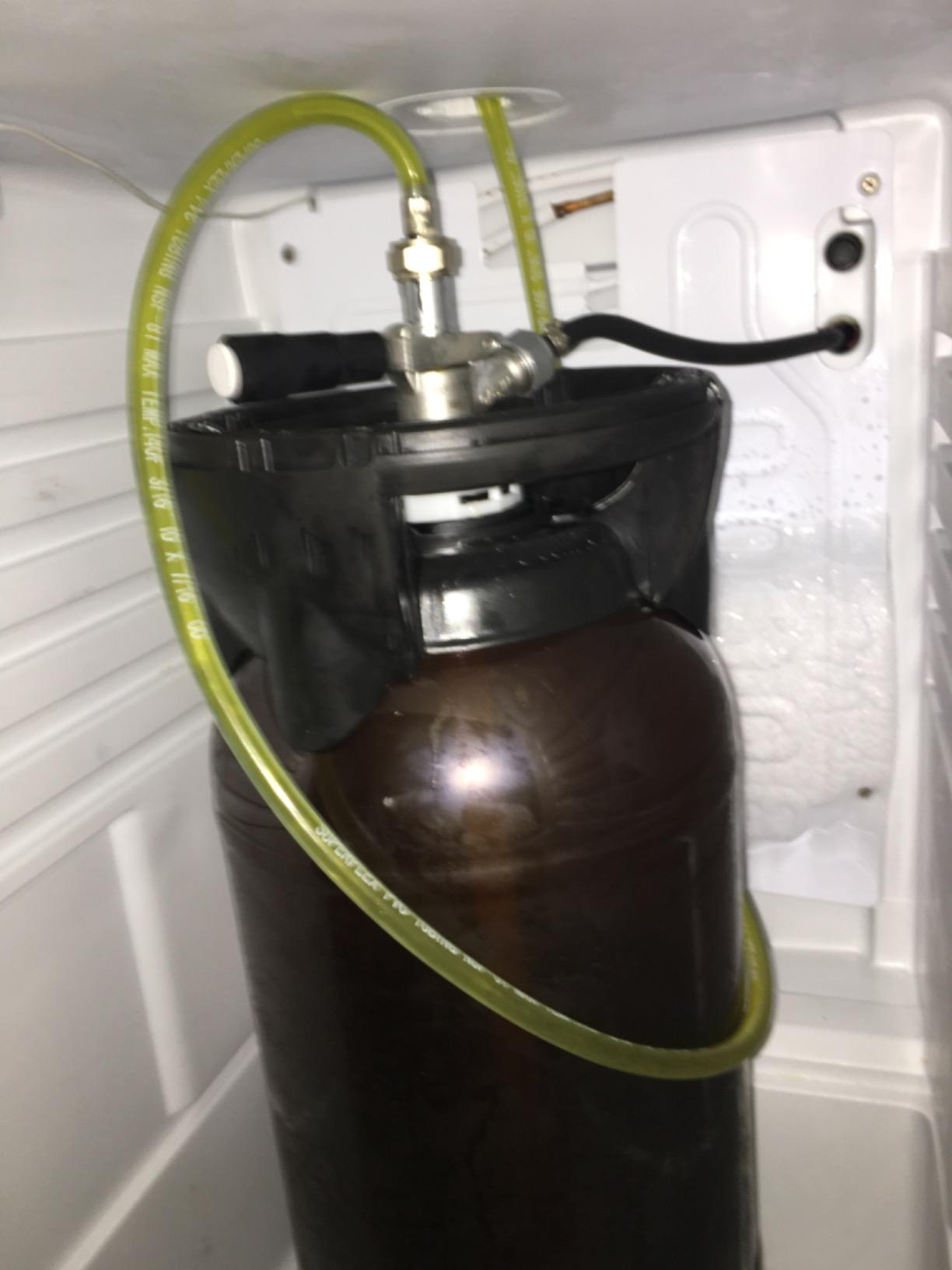 Ubertap Draft Beer Keg Tap Picnic Party Pump, Single Faucet with Foot Pump, US Sankey D coupler customer photo 2