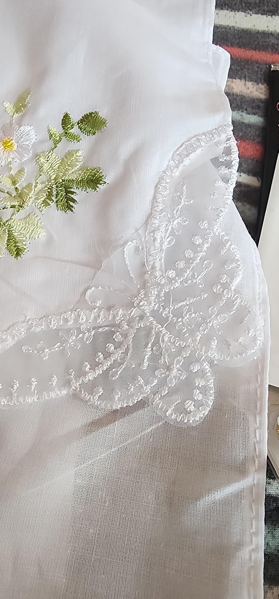 Embroidered Butterfly Lace Flower Hankies 6PCS Vintage Cotton Women Napkin Floral Assorted Cloth Portable Ladies Handkerchief customer photo 2