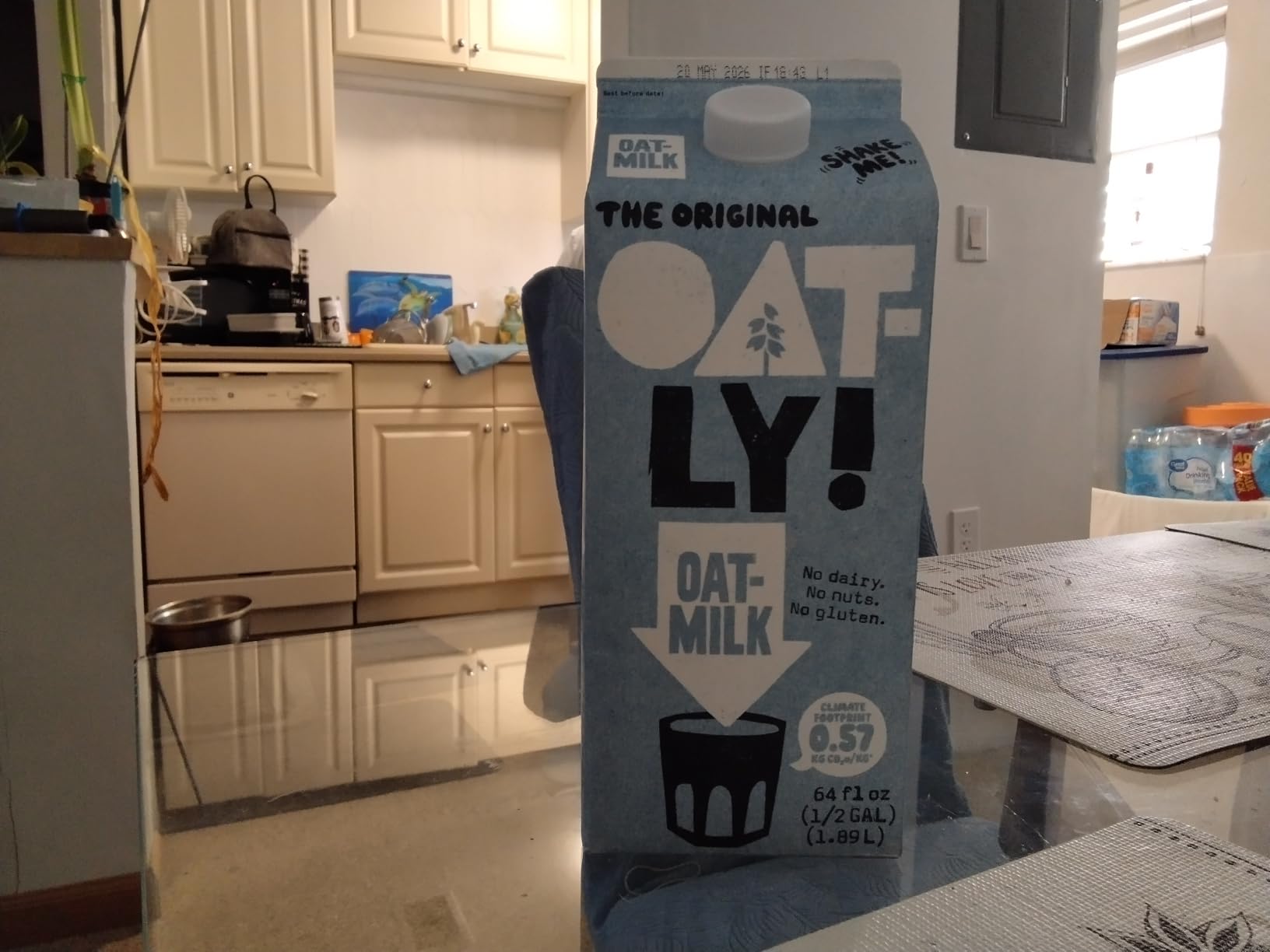 Oatly Original Oat Milk, 64 oz customer photo 1
