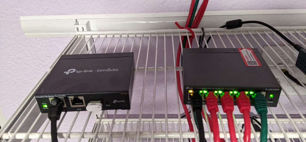 TP-Link TL-SG1005P 5 Port Gigabit PoE Switch, 4 PoE+ Ports @65W, Desktop, Plug & Play, Sturdy Metal w/ Shielded Ports, Fanless, QoS & IGMP Snooping customer photo 2