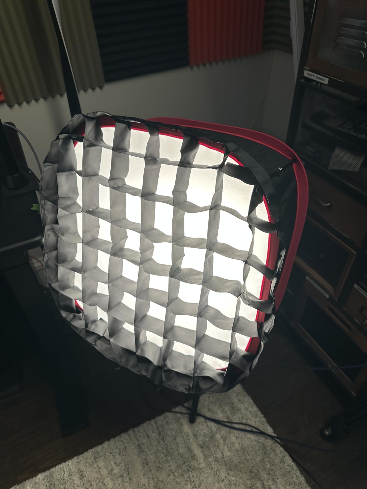 Neewer LED Light Panel Softbox for 660/530/480 LED Light - Outer 16.3'' x 6.5'', Inner 9.8'' x 8.7'', Foldable Light Diffuser with Strap Attachment and Bag for Photo Studio Portrait Video Shooting customer photo 1