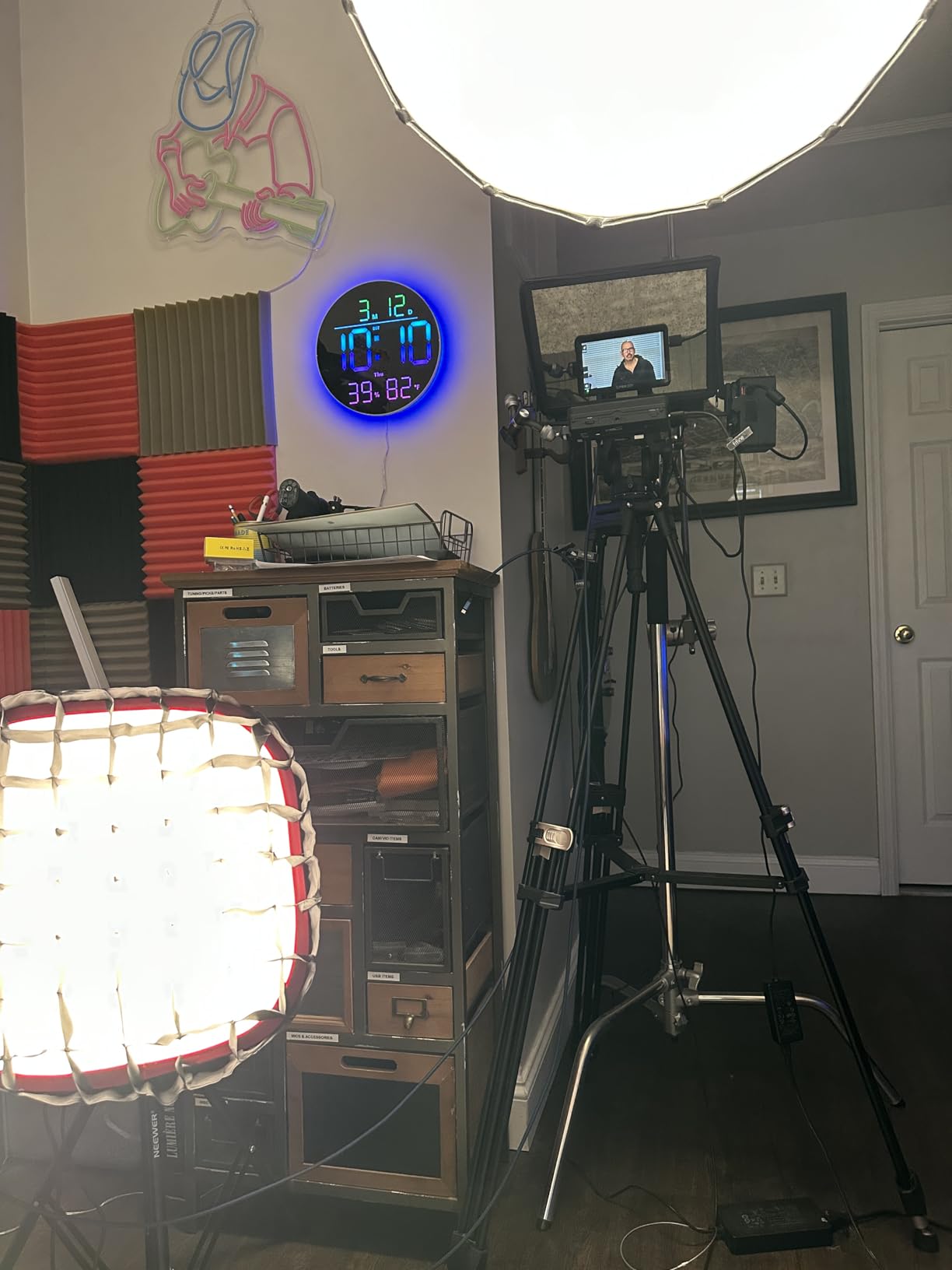 Neewer LED Light Panel Softbox for 660/530/480 LED Light - Outer 16.3'' x 6.5'', Inner 9.8'' x 8.7'', Foldable Light Diffuser with Strap Attachment and Bag for Photo Studio Portrait Video Shooting customer photo 2