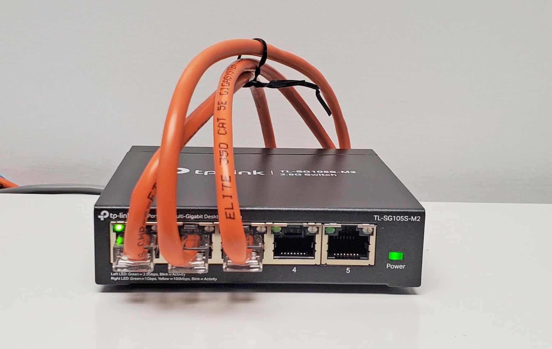 TP-Link 24 Port Gigabit Ethernet Switch Desktop/ Rackmount Plug & Play Shielded Ports Sturdy Metal Fanless Quiet Traffic Optimization Unmanaged (TL-SG1024S) customer photo 2