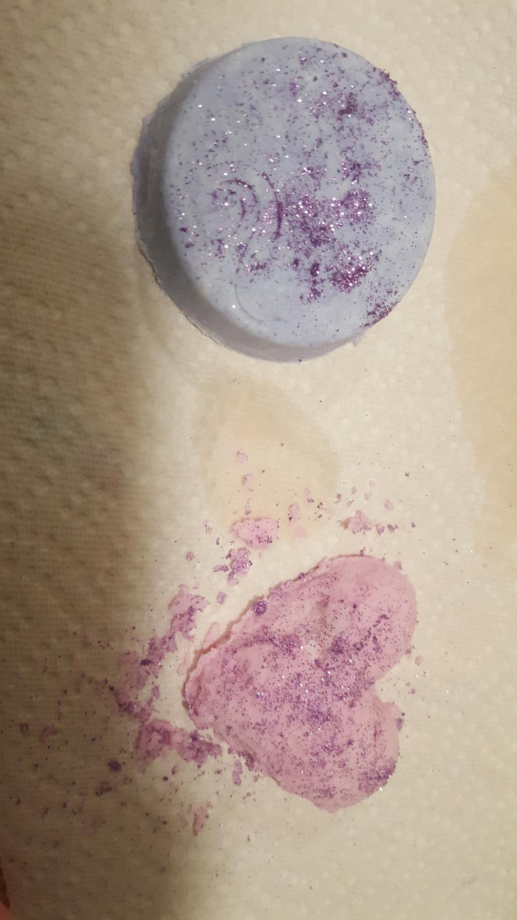 Barbie Make Your Own Bath Bomb Kit by Horizon Group USA, DIY Four Custom Colorful & Sweet-Smelling Bath Bombs, Includes Stencil, Glitter, Molds, Fragrances & More customer photo 2