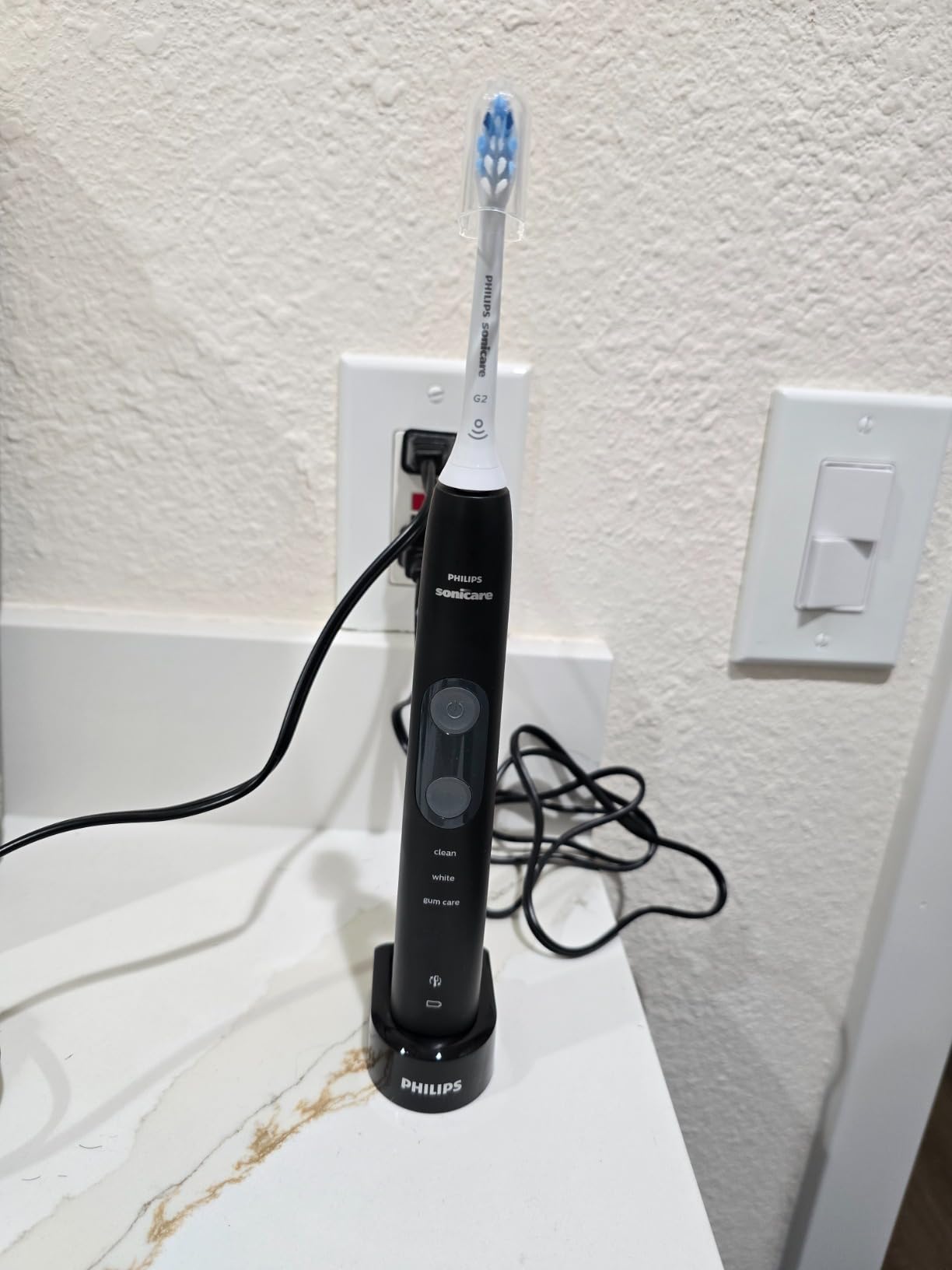 Philips ProtectiveClean 5100 Rechargeable Electric Toothbrush, Pressure Sensor, 3 Cleaning Modes, SmarTimer, QuadPacer, 14-Day Battery, Travel Case, White, HX6857/11 customer photo 1