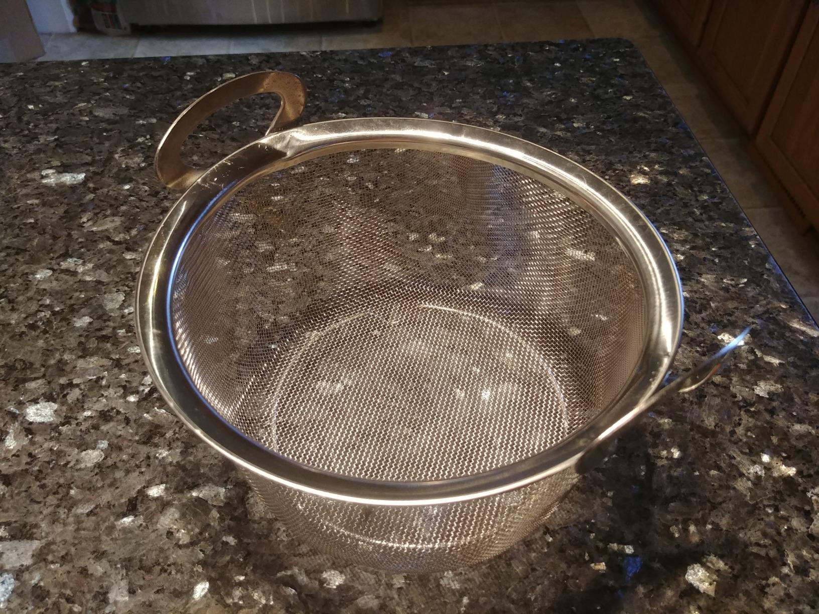 RSVP International Mesh Colander Strainer Basket with Folding Handles, 3 Quarts | For Pasta, Frying, & Salads | Dishwasher Safe customer photo 1
