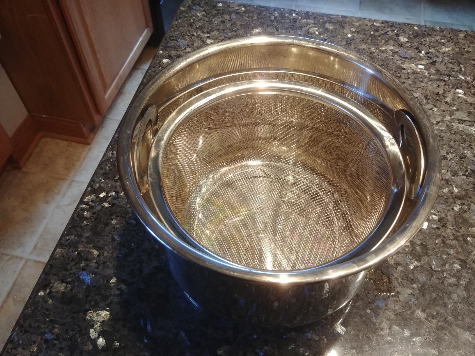 RSVP International Mesh Colander Strainer Basket with Folding Handles, 3 Quarts | For Pasta, Frying, & Salads | Dishwasher Safe customer photo 2