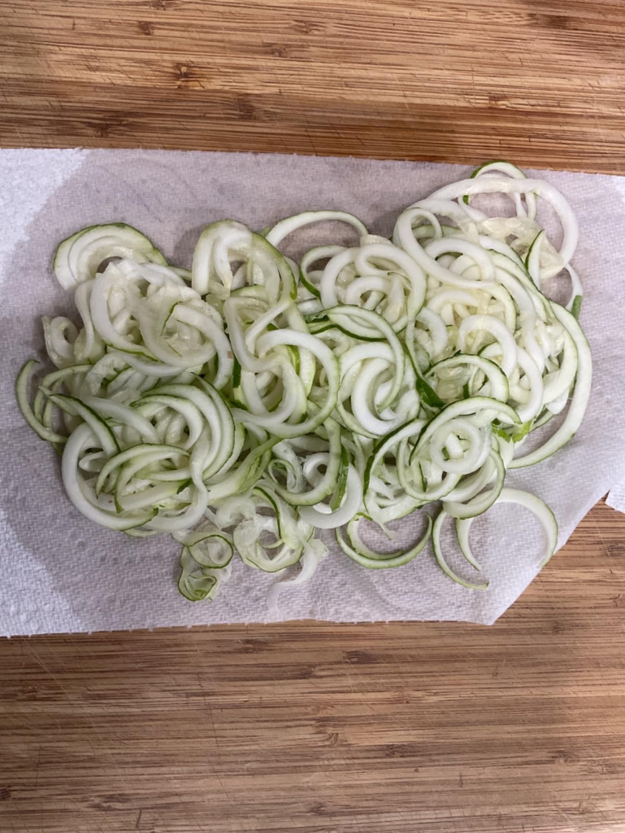 Spiralizer Vegetable Slicer (4-in-1 Rotating Blades) Heavy Duty Veggie Spiralizer with Strong Suction Cup, Zucchini Spiral Noodle/Zoodle/Spaghetti/Pasta Maker (Recipe Book and Cleaning Brush) customer photo 1