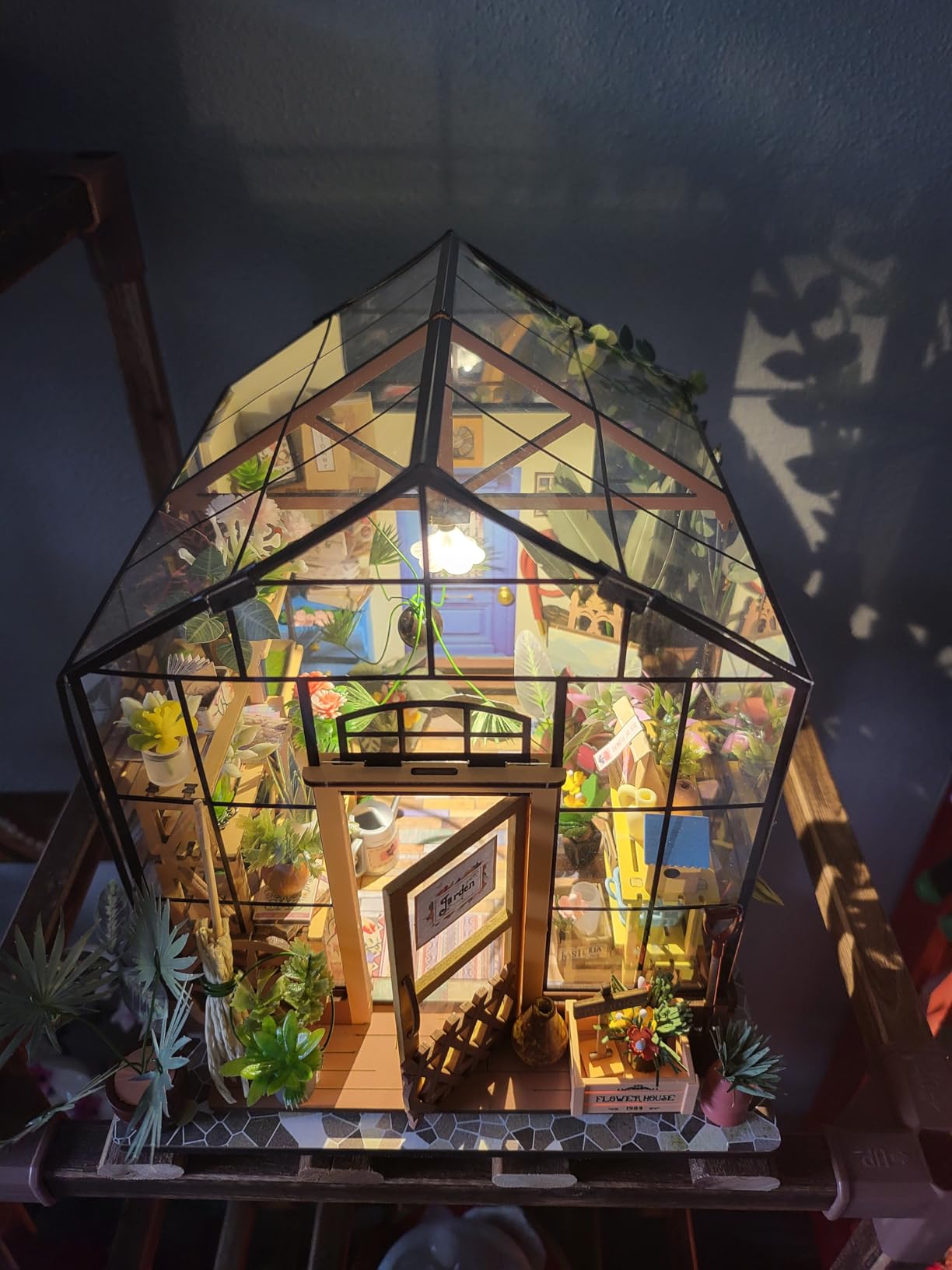 Rolife DIY Miniature House Kit - Cathy's Flower House Greenhouse Diorama customer photo 2
