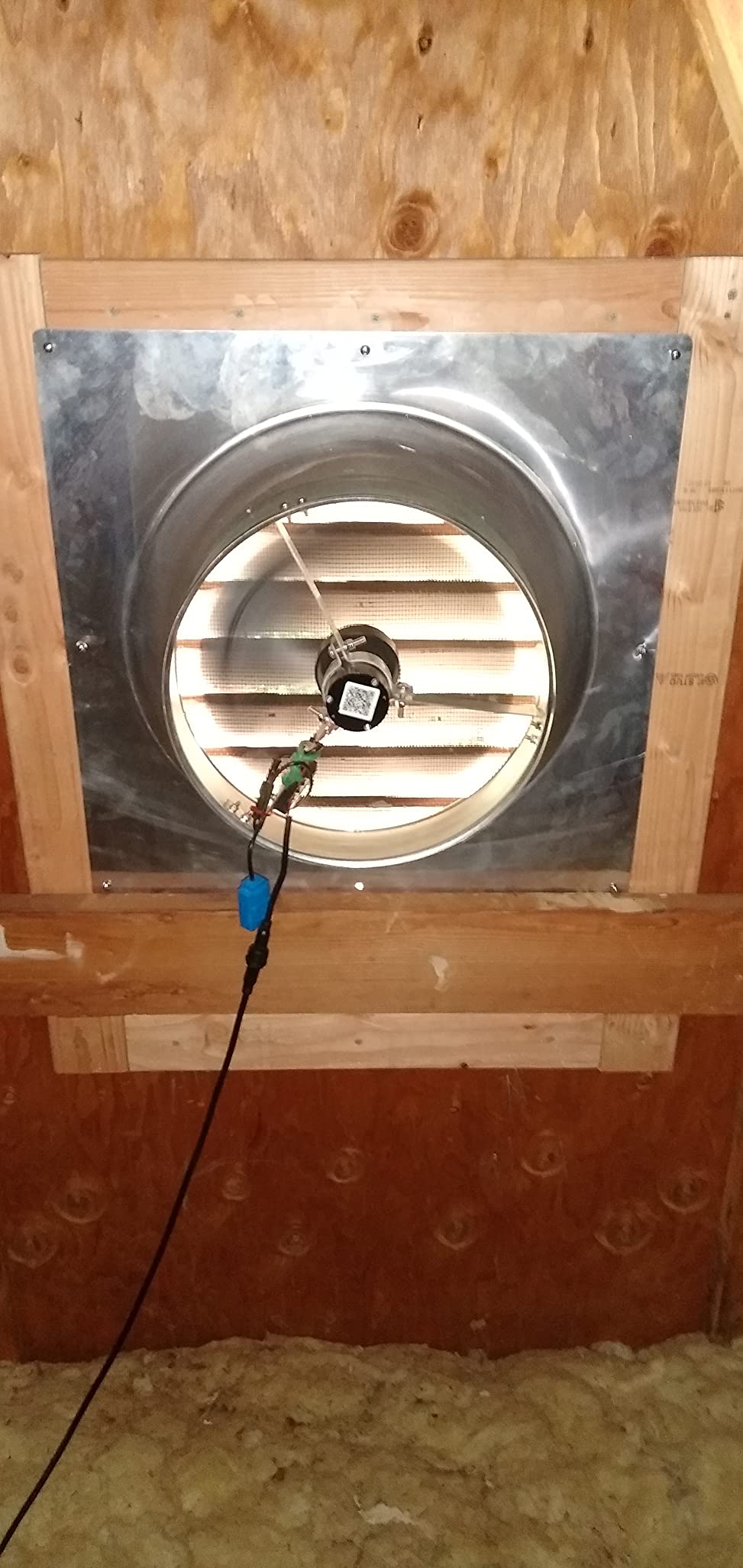 Remington Solar Solar Gable Fan with Thermostat/Humidistat (23 x 23 x 6 IN) - Brushless Motor - Residential customer photo 2