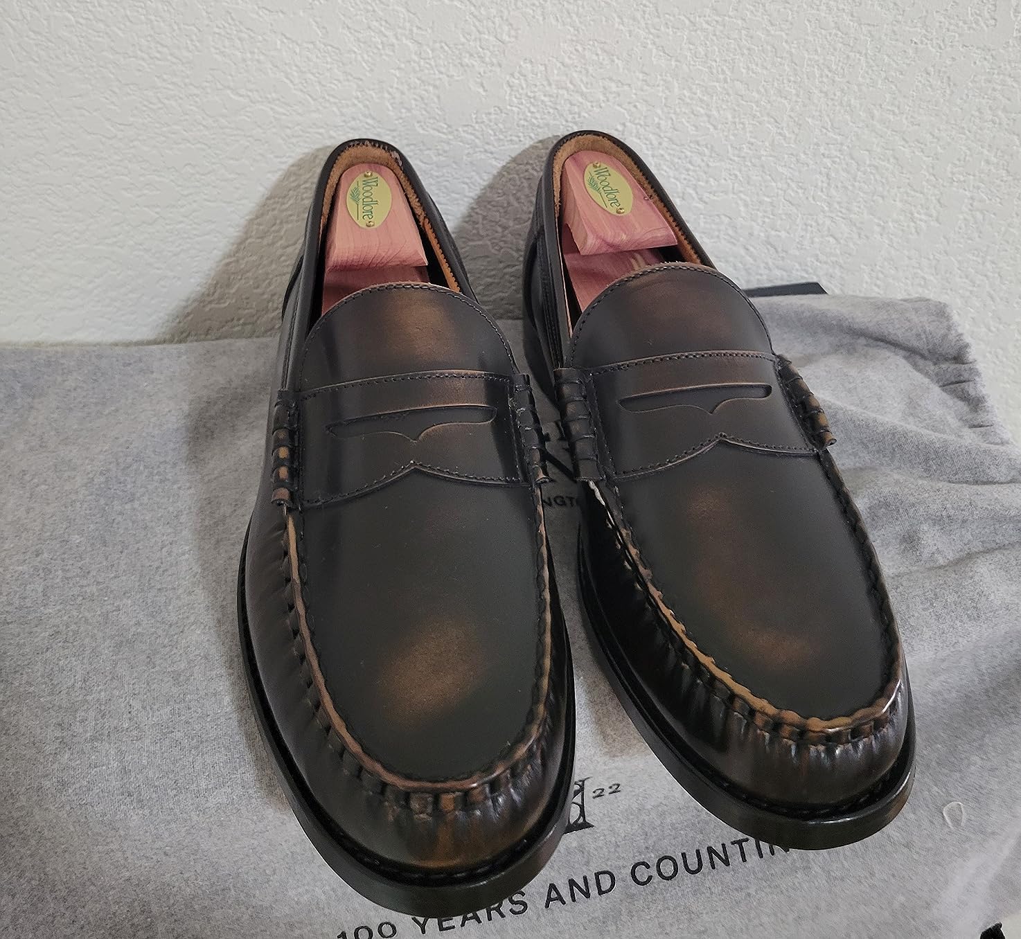 Allen Edmonds Woodlore Men's Cedar Wood Shoe Trees (2 Pairs) Adjustable, Aromatic, MADE In USA customer photo 1