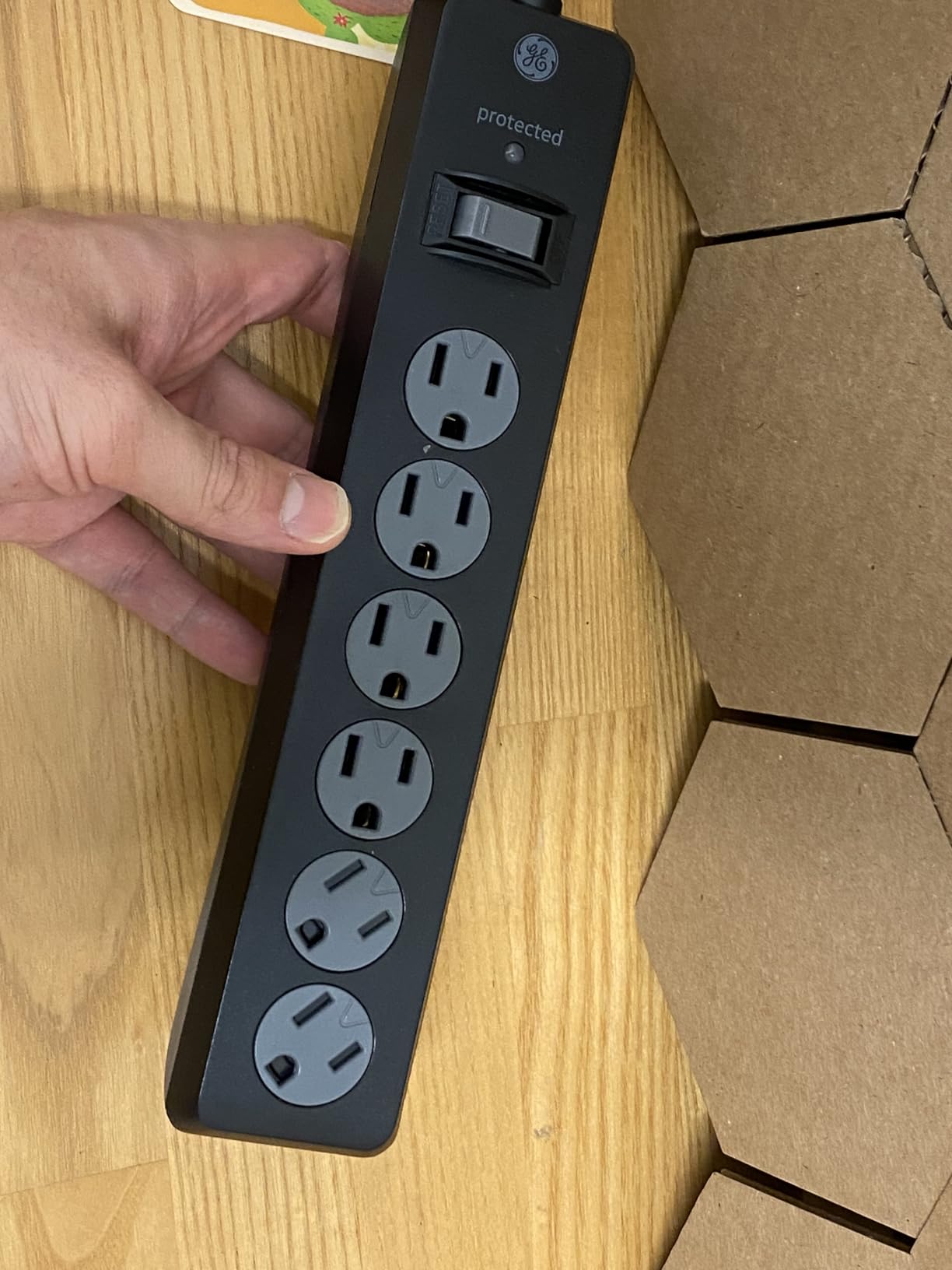 GE 6-Outlet Surge Protector, 10 Ft Extension Cord, Power Strip, 600 Joules, Twist-to-Close Safety Covers, Protected Indicator Light, ETL Listed, Black, 37442 customer photo 2