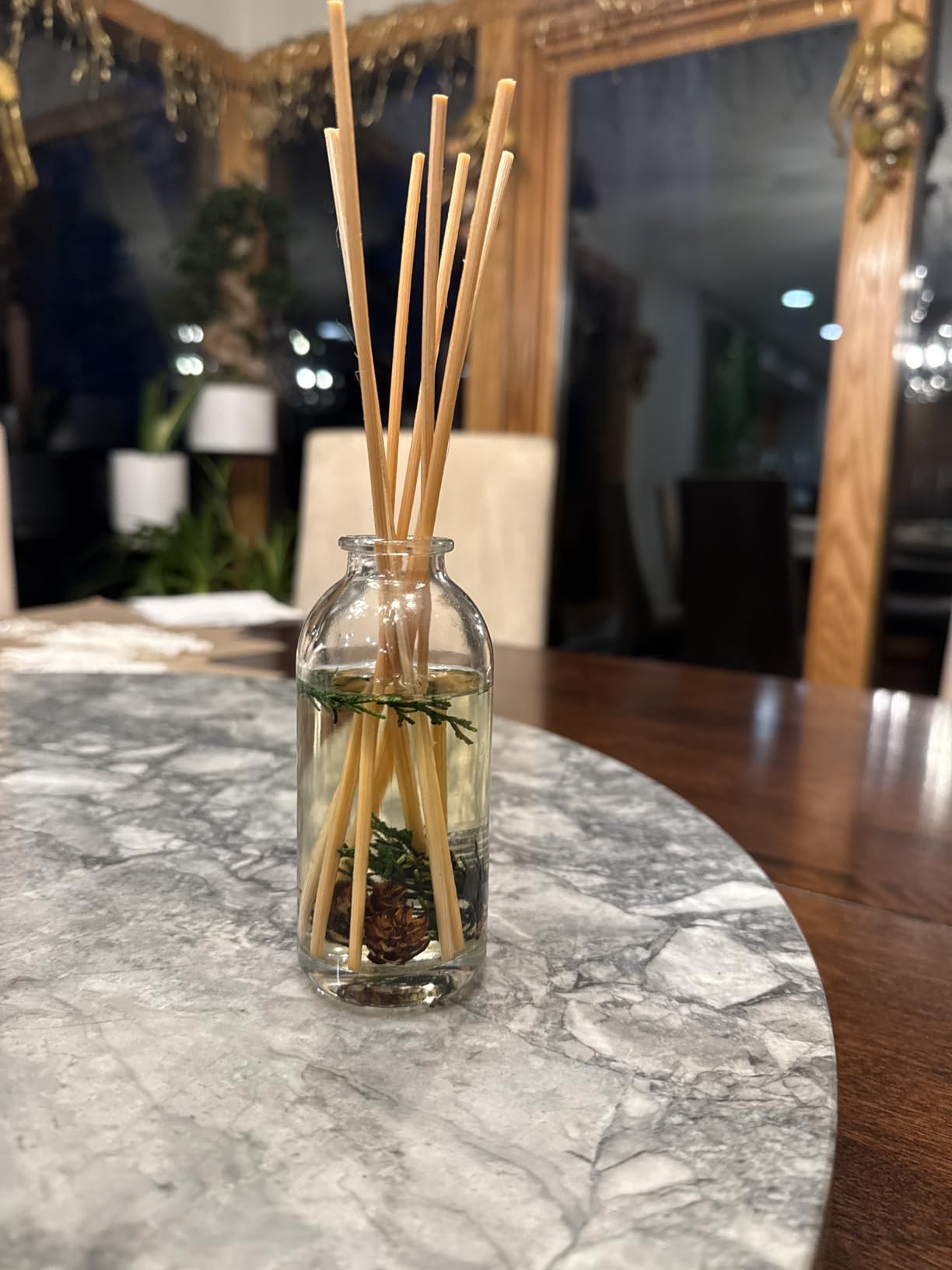 Urban Naturals Flower Shop Reed Diffuser Gift Set | Violets, Daisies, Hyacinth & Rose Fragrance Notes | Real Flower Inside the Bottle! Made in the USA | Great Gift for Mom customer photo 2