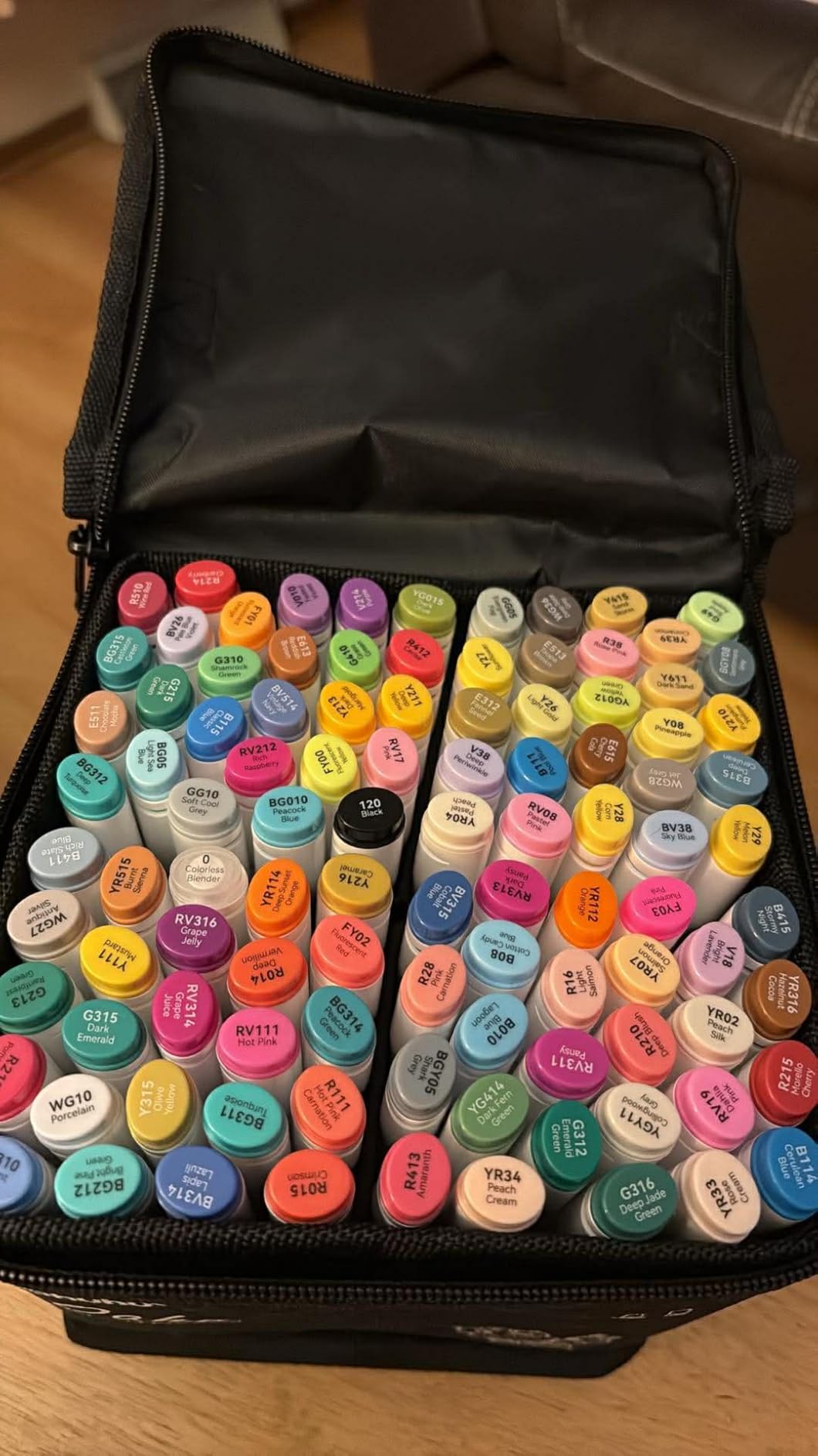 Ohuhu Alcohol Markers Double Tipped Art Marker Set for Artists Adults Coloring Sketch Illustration - Chisel & Fine - 100 Colors - Oahu - Refillable - AP Certificated customer photo 1