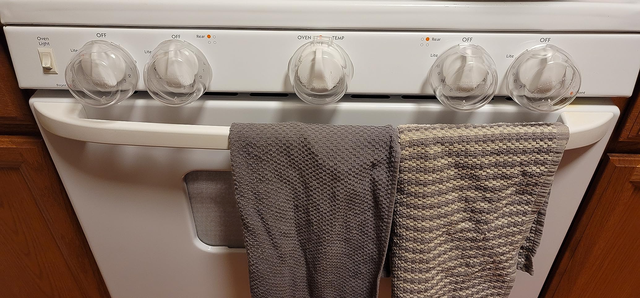 Jool Baby Clear Stove Knob Covers (5 Pack) Child Safety Guards, Durable Design - Baby Proof customer photo 2