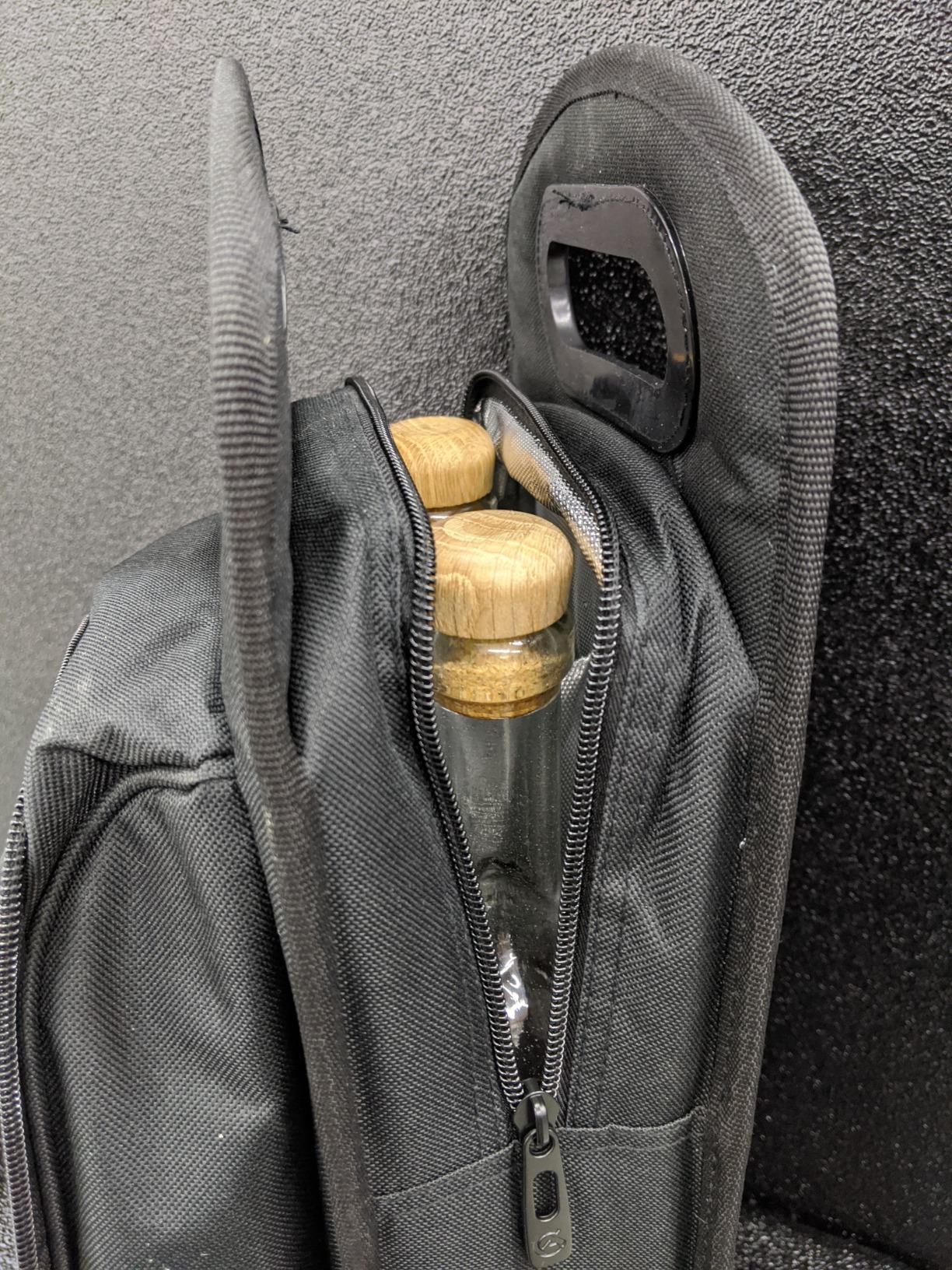 ALLCAMP Wine Bag - Insulated Cooler Bag with Wine Glasses, Bottle Opener & Wine Accessories for Wine Lovers - Portable Wine Gift Bag for Travel, Picnics, and Gift Ideas(Black) customer photo 2