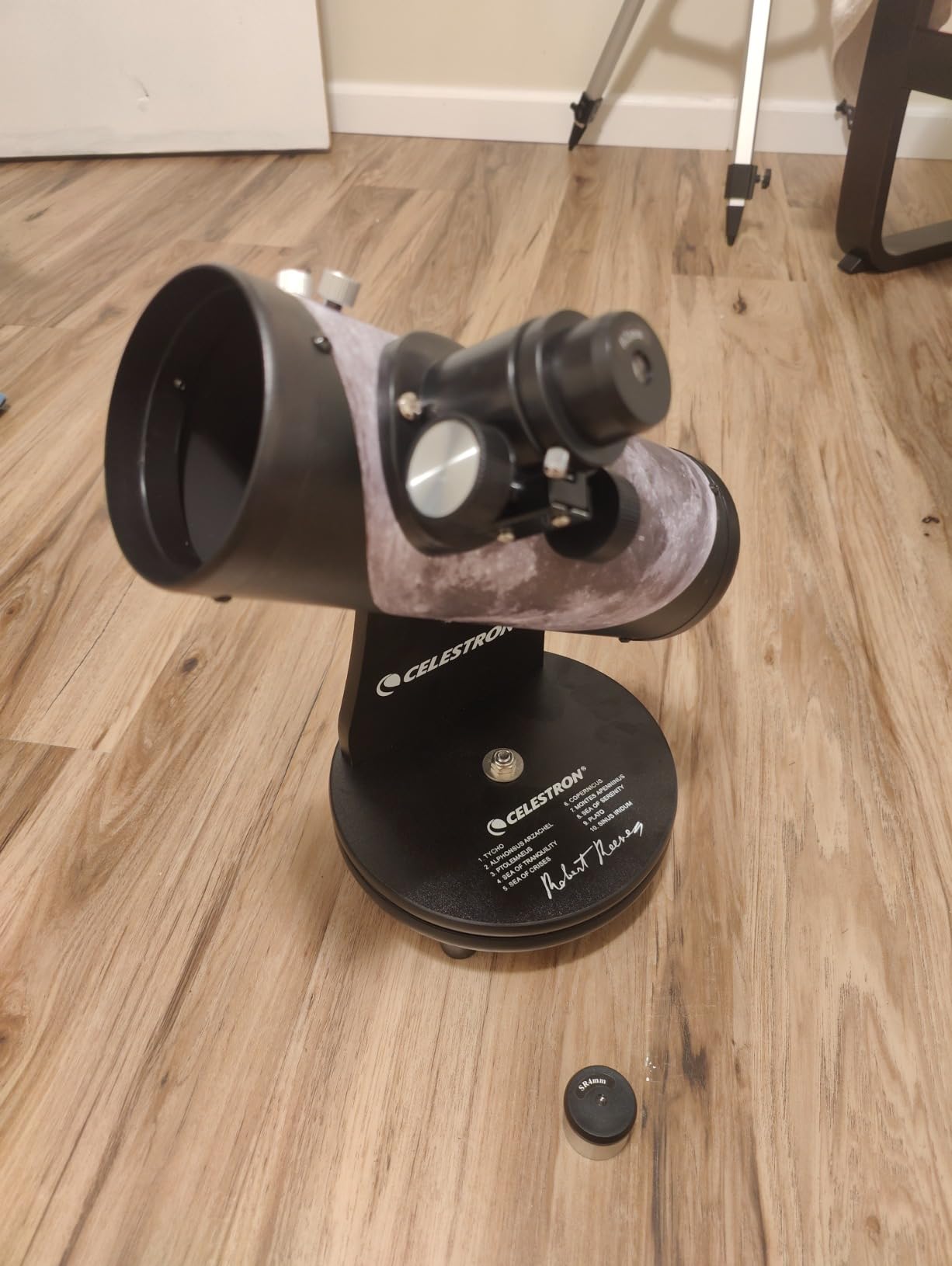 Celestron Signature Series Moon by Robert Reeves Telescope - 76mm Tabletop Dobsonian-Style Astronomical Telescope customer photo 2