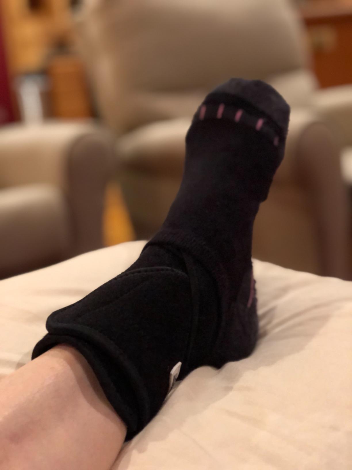 NEOFECT Drop Foot Brace - Adjustable AFO Ankle Brace for Walking & Stroke Recovery, Breathable Material for Ankle and Foot Support, Comfortable Design (Medium/Left) customer photo 2