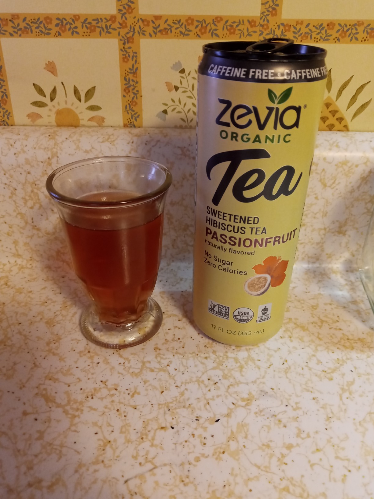 Zevia Zero Sugar Tea, Hibiscus Tea with Passionfruit Caffeine Free, 12 oz Cans (12-Pack) - Naturally Sweetened, Zero Calorie customer photo 2