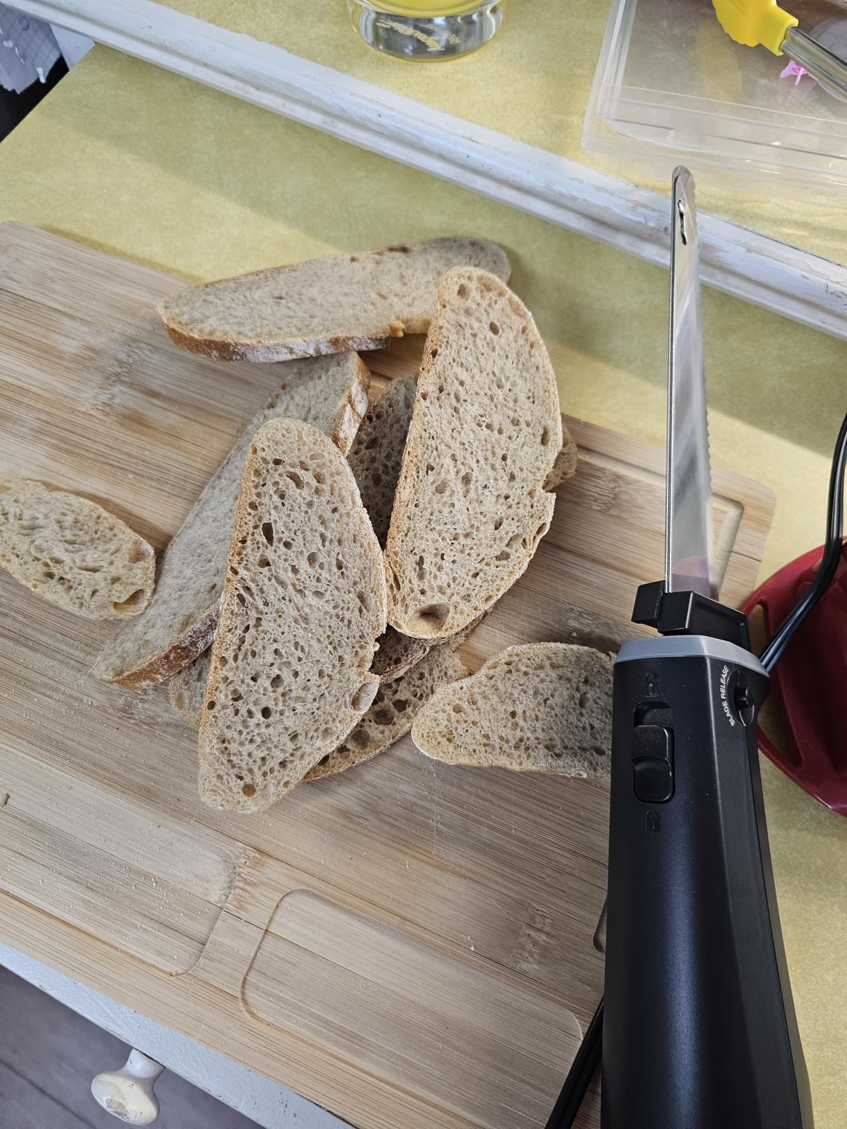 Cuisinart Electric Knife Set with Cutting Board, Electric Knife for Meat Slicing and Bread Slicing, Includes Bamboo Cutting Board for Kitchen and Serving Fork customer photo 2