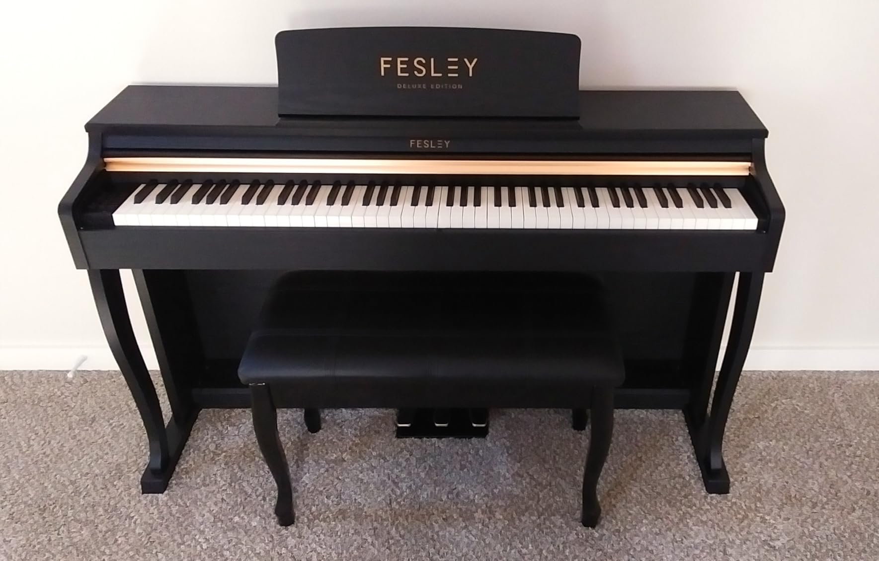 Giantex Duet Piano Bench with Storage, Keyboard Bench with Padded Cushion, Solid Wood Legs, Storage Compartment for Music Books, Comfortable PU Leather Piano Stool, 360 LBS Load Capacity customer photo 1