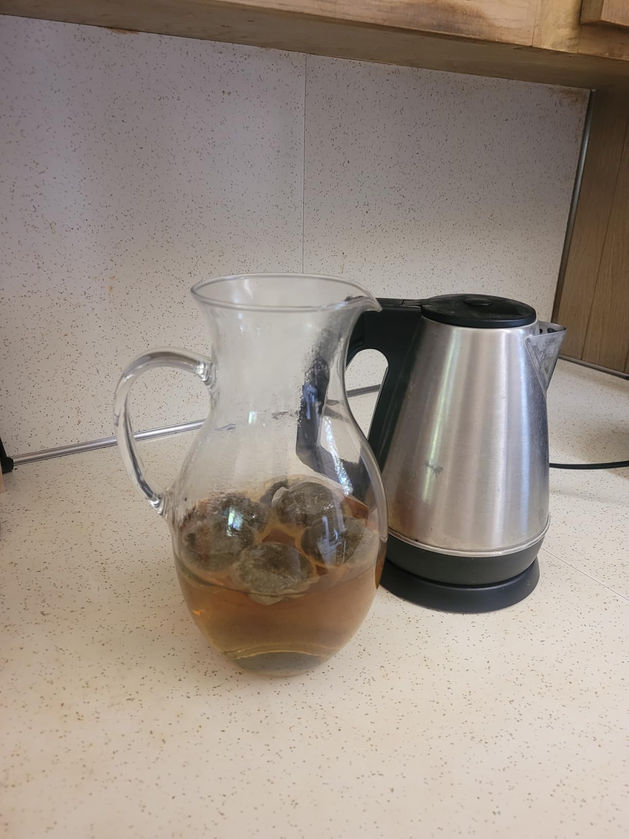 Simax Glass Pitcher, 64 Ounce (2 Quart) Borosilicate Glass, Made in Europe Hot and Cold Safe Iced Tea Pitchers for Drinks, Water, Lemonade Pitcher, Cocktail Jug, Sangria Pitchers customer photo 1