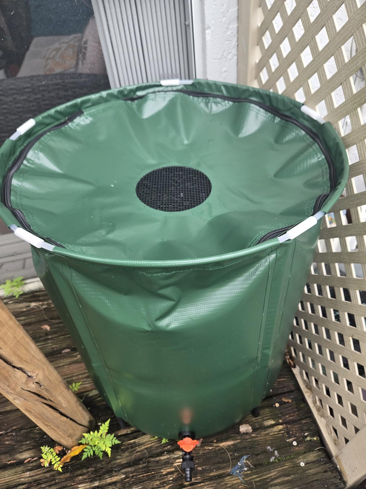 VINGLI 50 Gallon Collapsible Rain Barrel, Portable Water Storage Tank, Rainwater Collection System Downspout customer photo 2