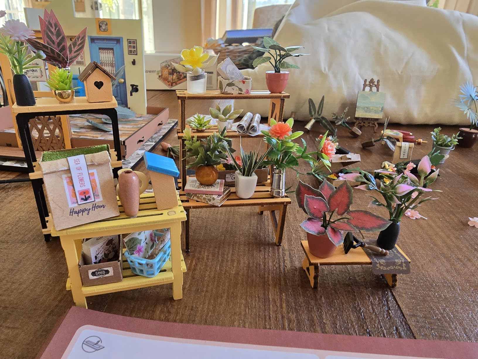 Rolife DIY Miniature Greenhouse Kit - Cathy's Greenhouse with Furniture for Adults customer photo 1