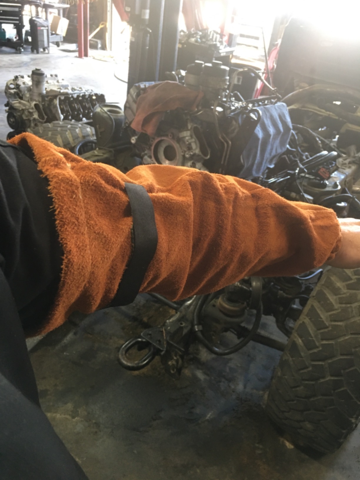 Leather Welding Work Sleeves for Men&Women - Heat&Flame Resistant Arm Protection with Kevlar Stitching and Cotton Lining customer photo 1
