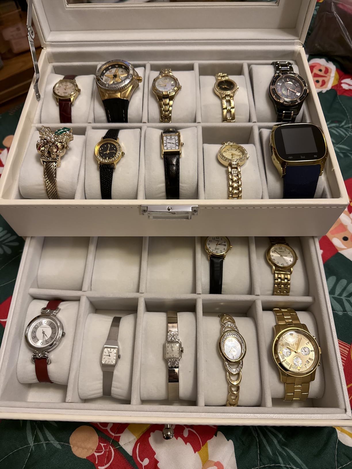 BEWISHOME Watch Case, 20-Slot Watch Box Organizer for Men Watch Case with Large Glass Lid Watch Travel Case Removable Watch Pillows, Mens Jewelry Box Watch Display Case, Watch Storage, Black SSH04C customer photo 1