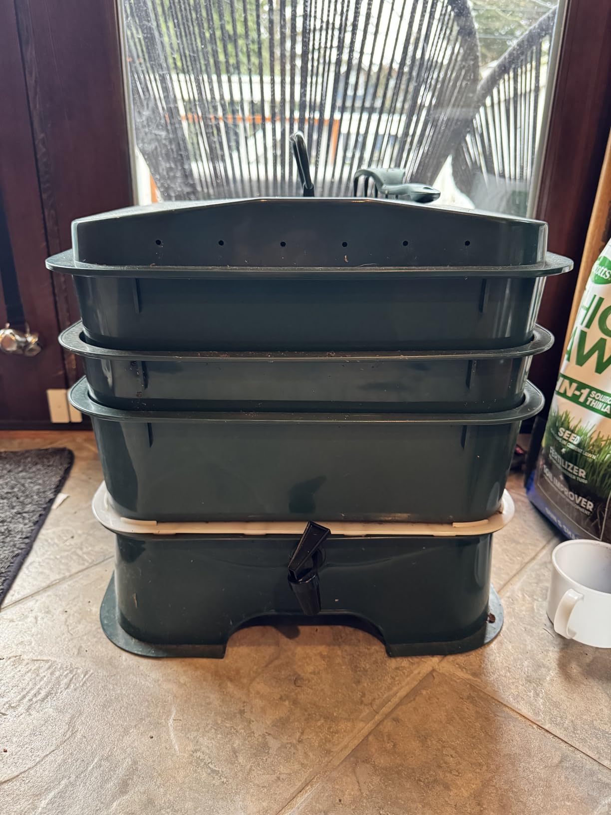 The Original VermiHut Plus 5-Tray Worm Composter - Dark Green | Indoor & Outdoor Vermicomposting Bin | Sustainable Design for Food Waste Recycling customer photo 2
