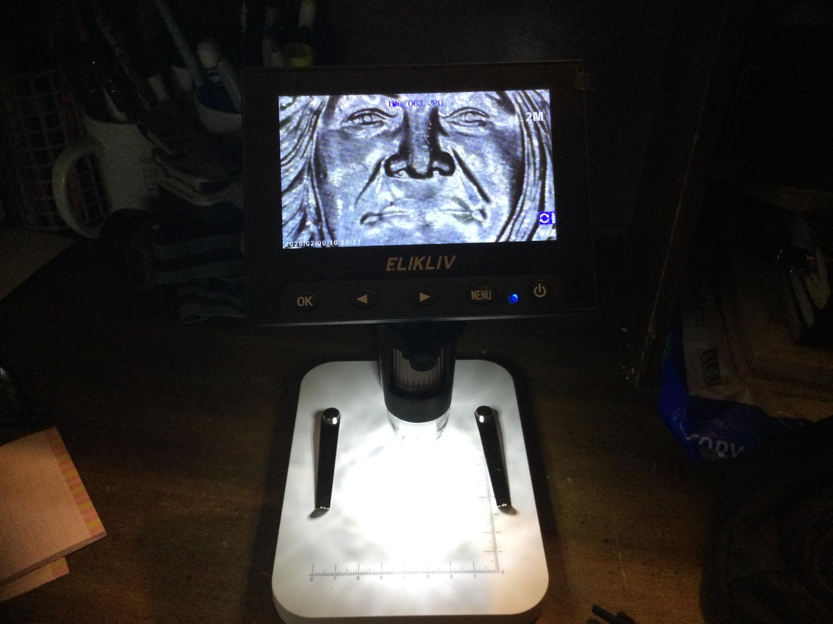 Elikliv Microscope, LCD Digital Coin Microscope 1000x, Coin Magnifier with LED Lights customer photo 1