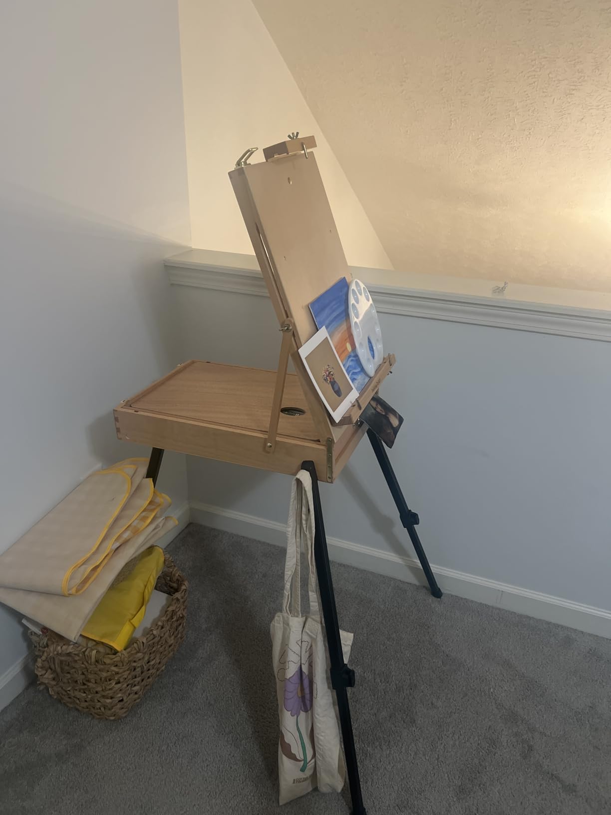 Falling in Art Light Weight French Style Field and Sketchebox Easel with Aluminum Tripod, Adjustable Beechwood Tripod Standing Easel with Drawer, Palette customer photo 1