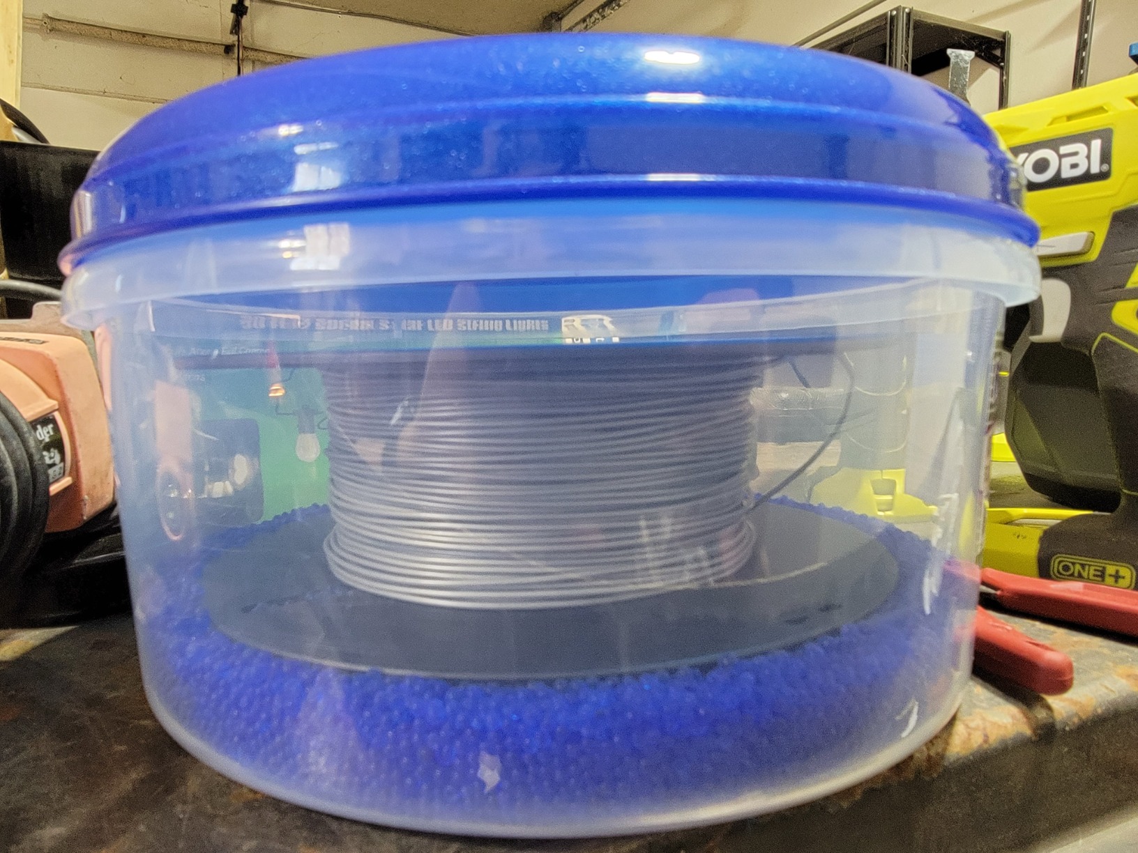 DecorRack X-Large Food Storage Container, 5.75 Quarts, BPA Free Plastic, 185 oz Heavy Duty Multipurpose Plastic Storage Container, Round Cake Dough Riser Bowl with Airtight Lid, Random Color (1 pack) customer photo 2