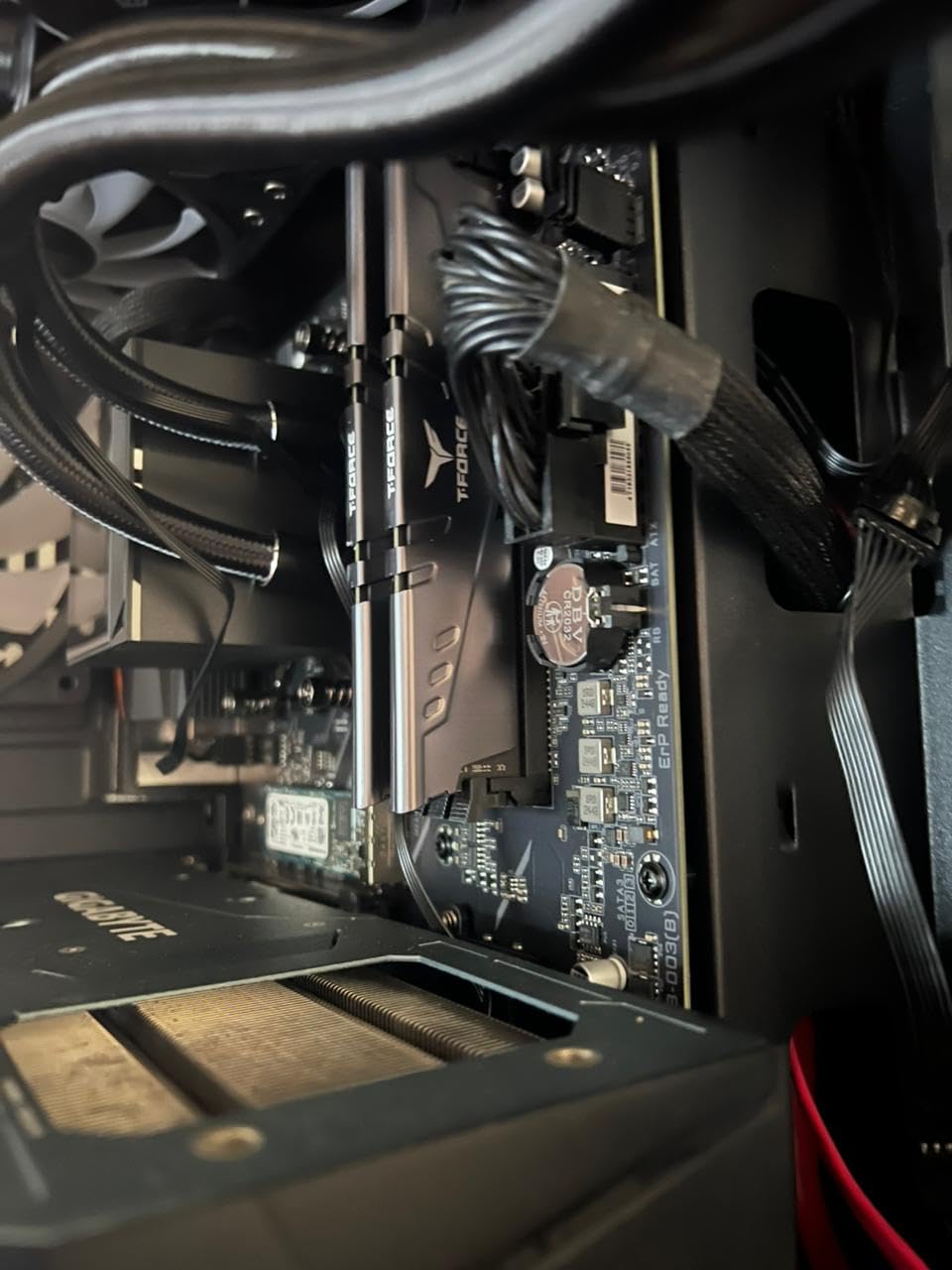 TEAMGROUP T-Force Vulcan Z DDR4 16GB Kit (2x8GB) 3200MHz CL16 Desktop Memory Module Ram Gray customer photo 1