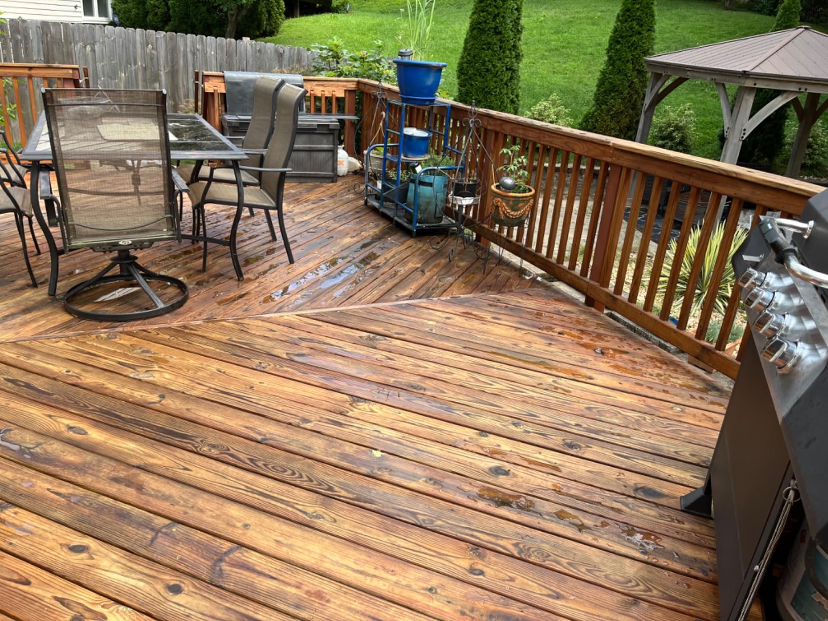 Ready Seal Stain & Sealer for Wood, Outdoor Deck and Fence - All-in-One Exterior Wood Stain and Waterproofing Sealant - Easy to Apply, No Back Brushing Needed, UV Protection - 1 Gallon, Natural Cedar customer photo 1