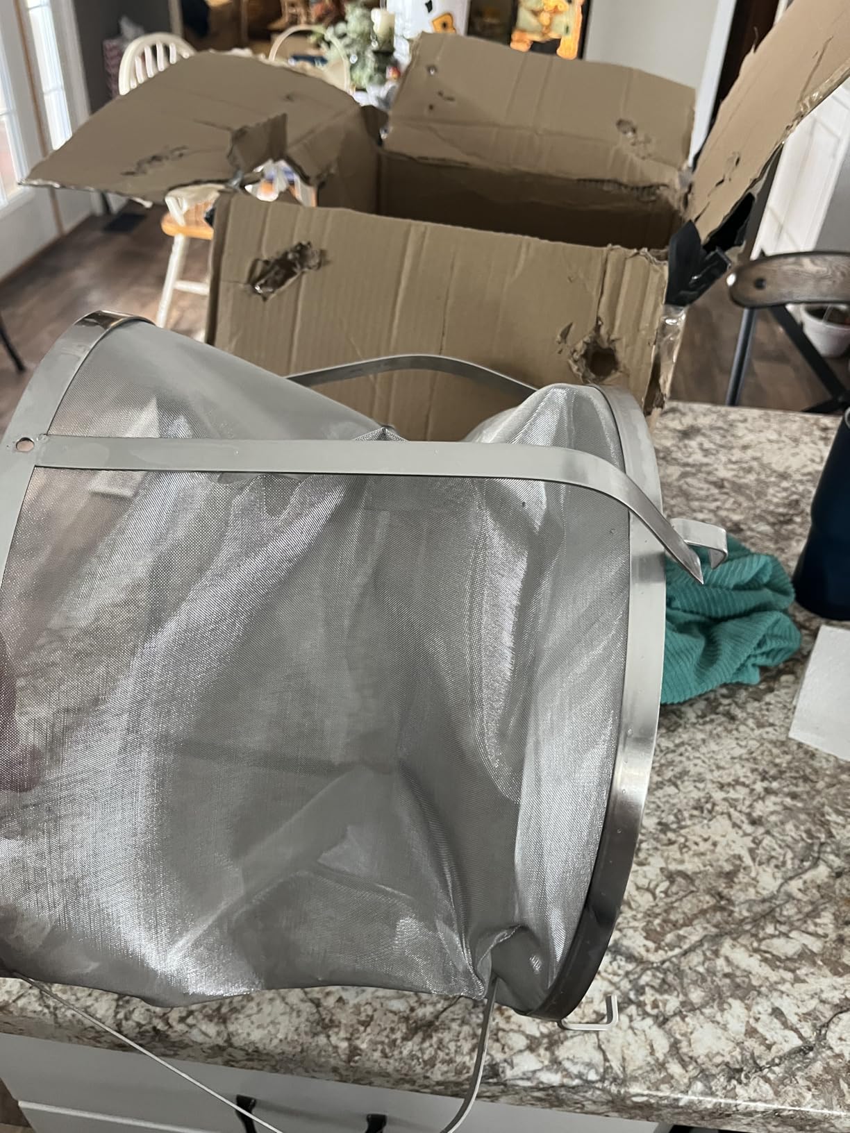 PSLER 13.8×13.8 inch Wine Beer Dry Hops Filter Brewing Hopper Strainer 300 Micron Mesh Barrel Brewing Grain Basket Strainer for Homebrew customer photo 1