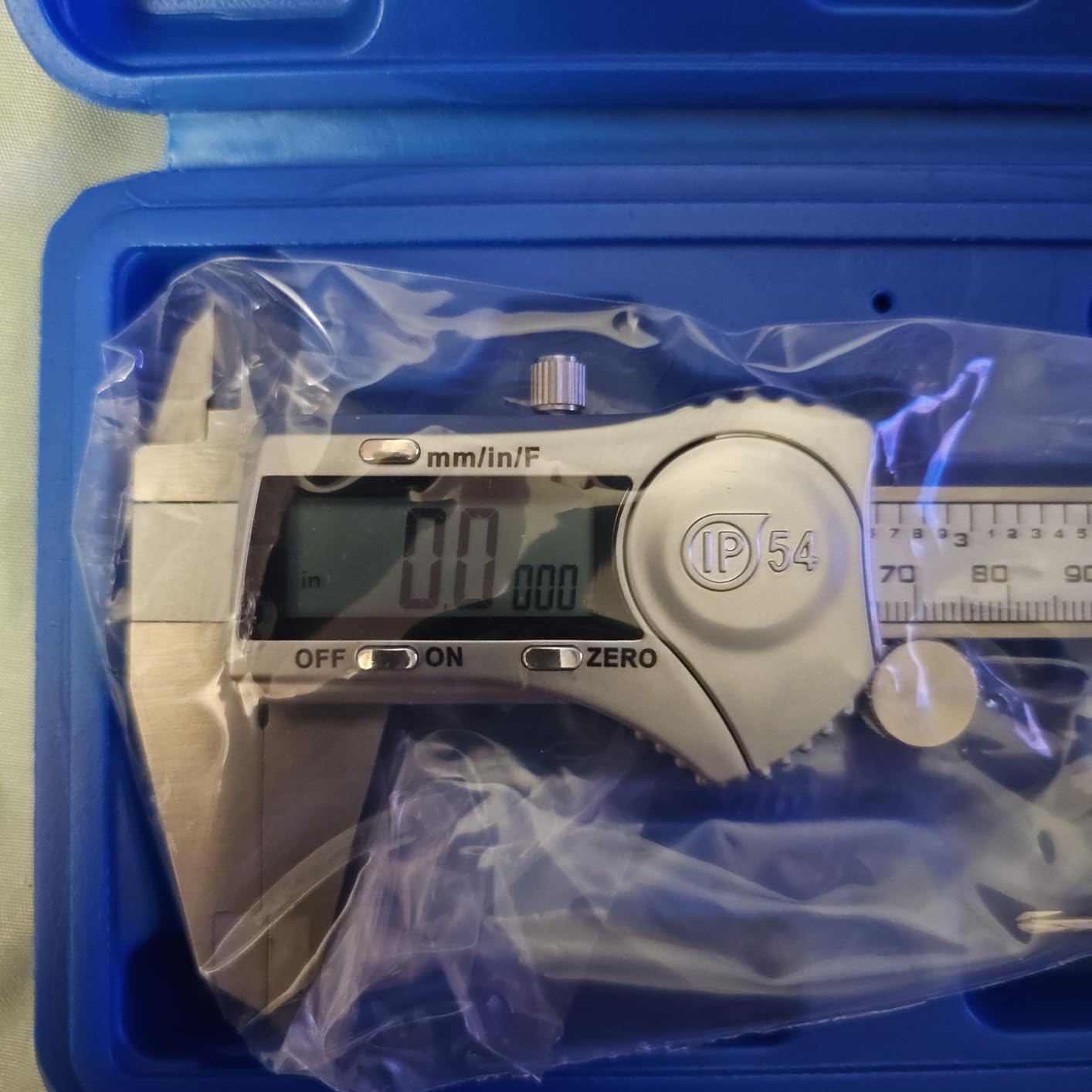 Kynup Digital Caliper, Caliper Measuring Tool Outside Micrometer, Vernier Dial Caliper, 6 Inch Caliper DIY Tool, Stainless Steel, IP54 Splash Proof, Inch Metric Fraction Switch, Large LCD Screen customer photo 1