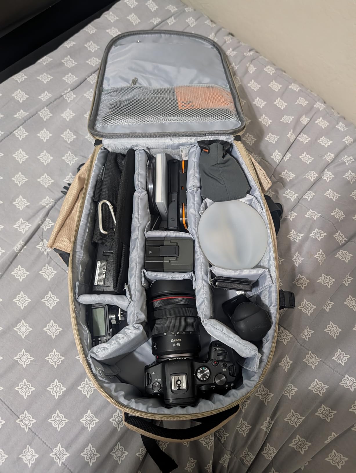 MOSISO Camera Backpack, DSLR/SLR/Mirrorless Photography Camera Bag 15-16 inch Waterproof Hardshell Case with Tripod Holder & Laptop Compartment Compatible with Canon/Nikon/Sony, Black customer photo 1