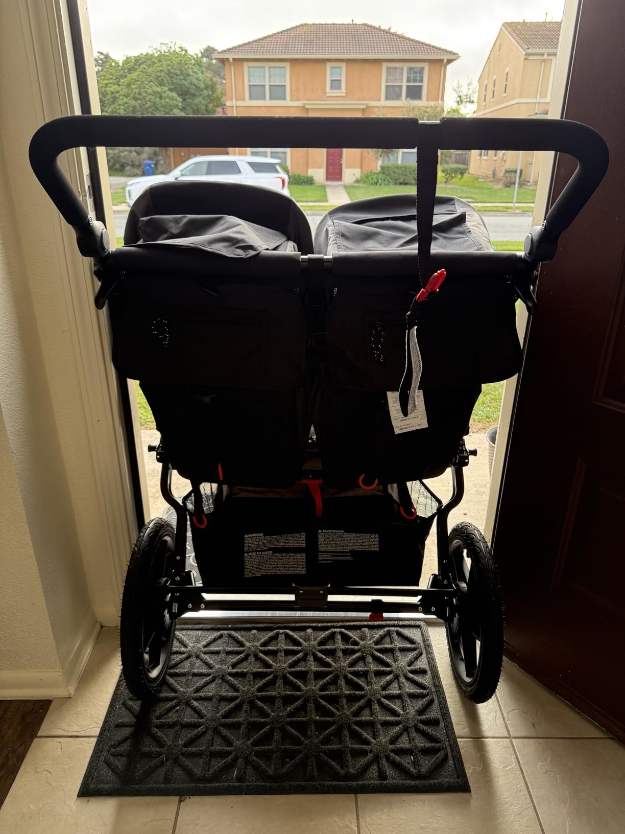 BOB Gear Revolution Flex 3.0 Jogging Stroller, Graphite Black customer photo 2