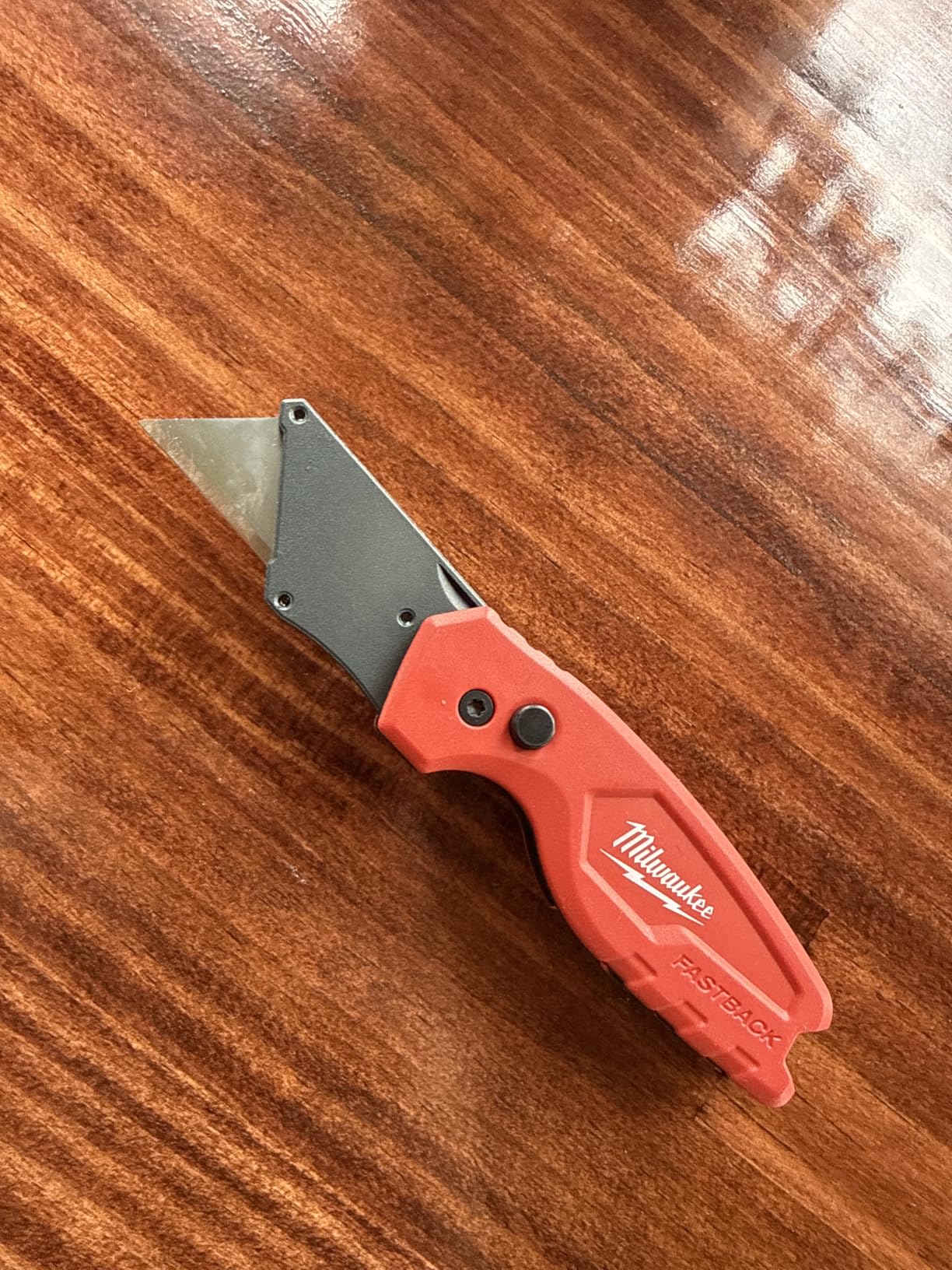 Milwaukee Hand Tools - FASTBACK Compact Flip Utility Knife customer photo 1
