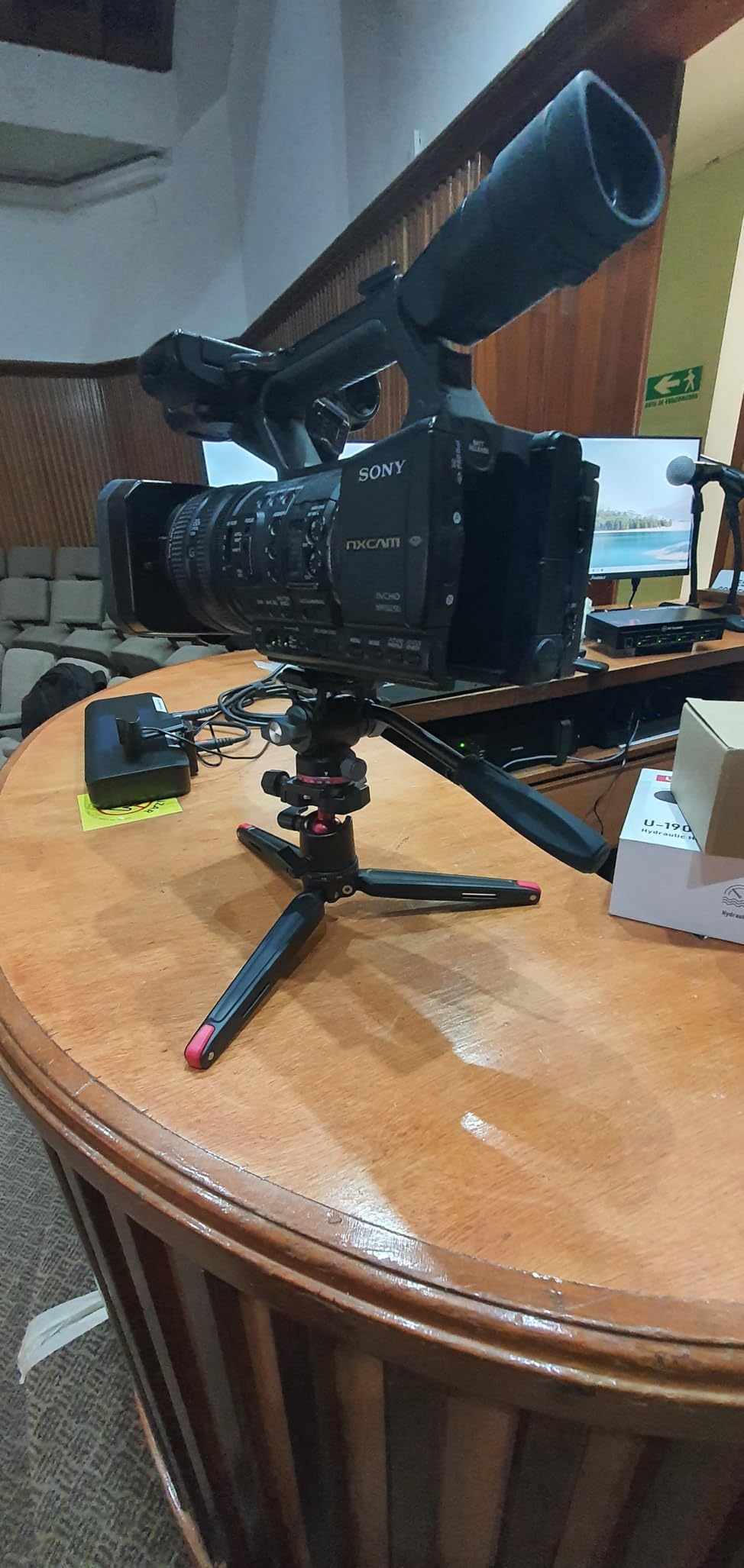 SmallRig Mini Tripod for Camera, Updated Desktop Tabletop Tripod with Arca-Type Compatible QR Plate, 360° Ball Head and 1/4 Screws Portable for Compact Cameras DSLRs customer photo 2
