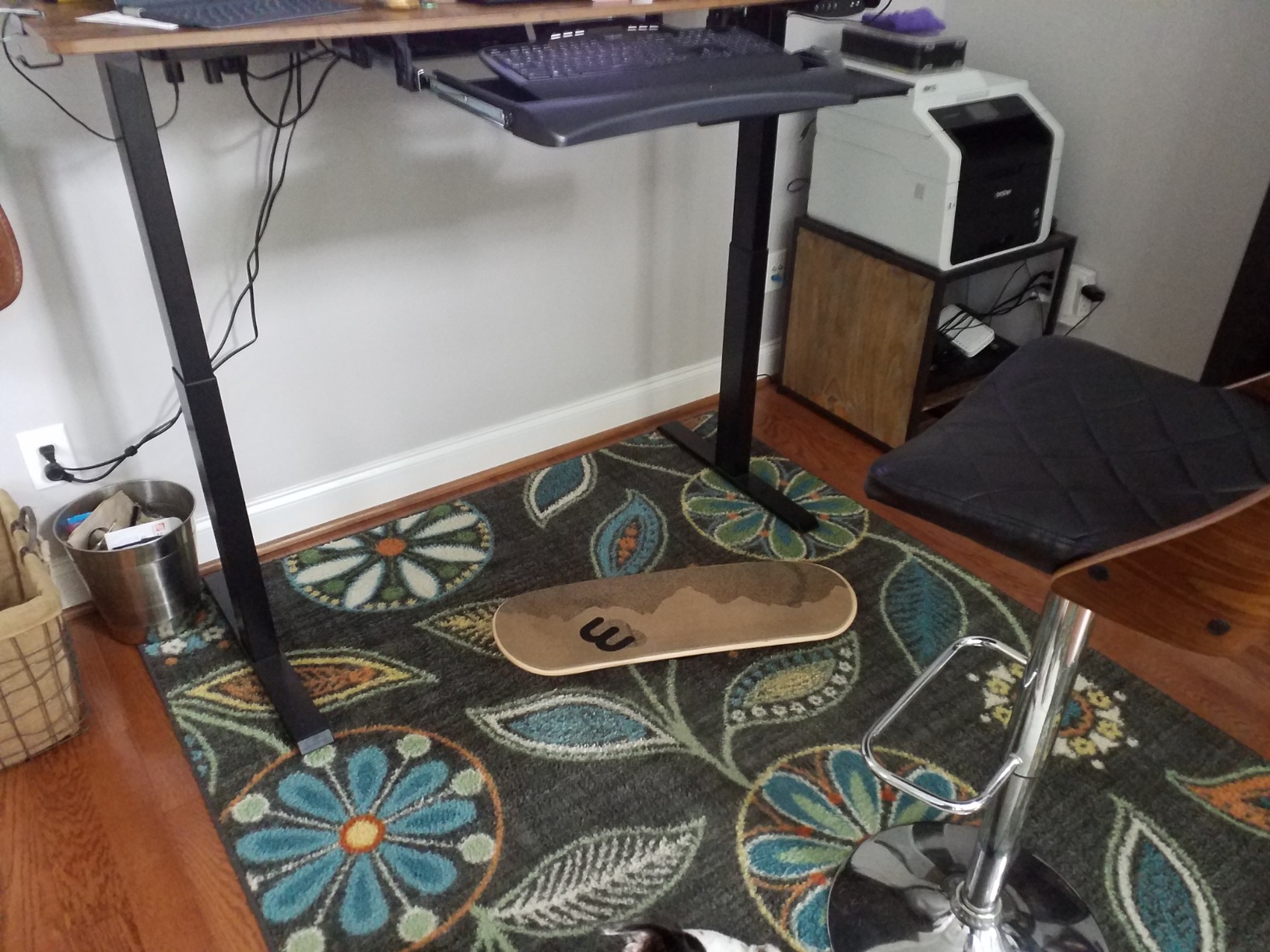Whirly Board Wide 360 | Standing Desk Balance Board | Wobble Board Portable Home Gym | Snowboard Training | Surf trainer | Balance Board for Kids & Adults | Core Balance Trainer customer photo 1
