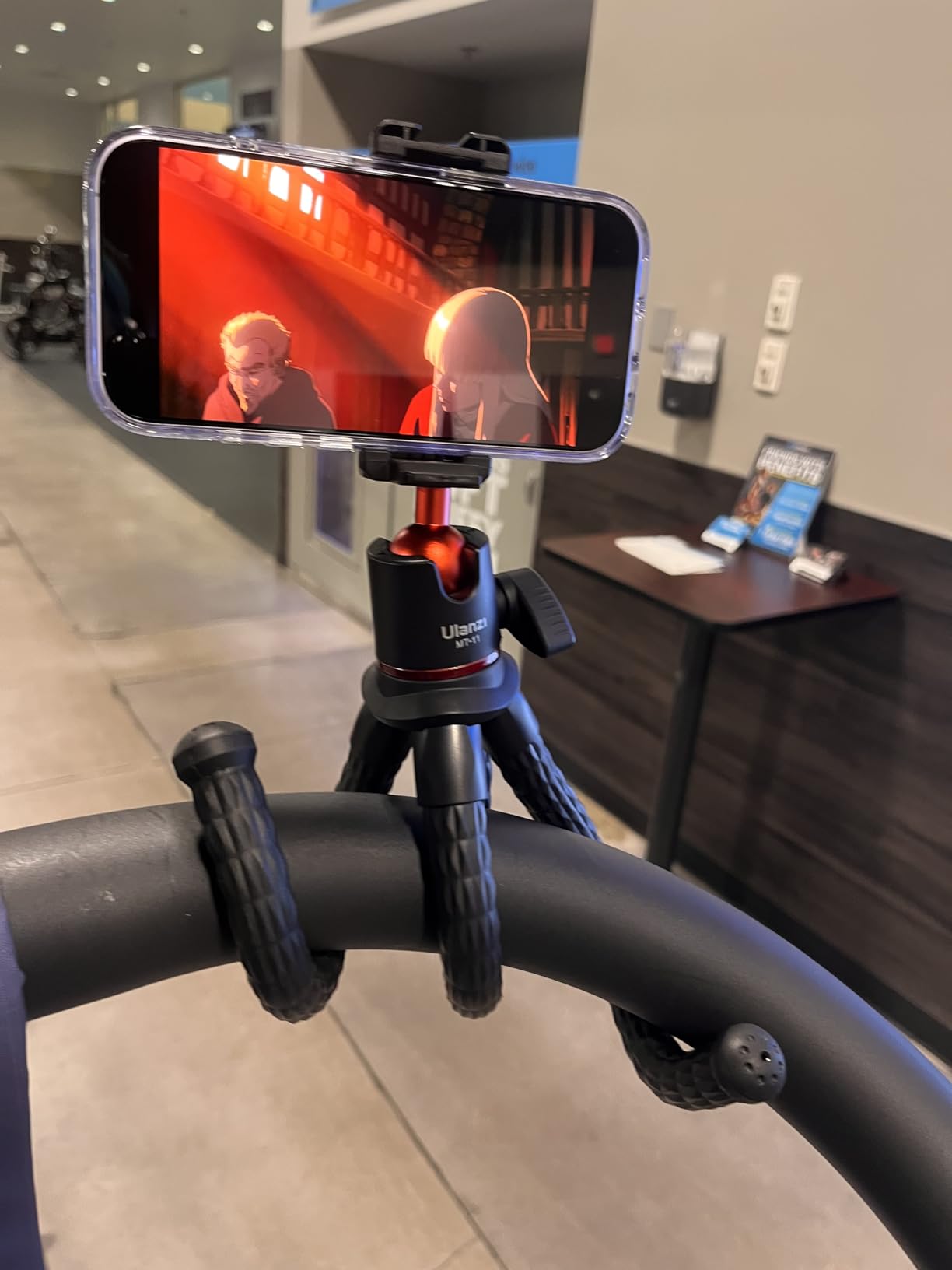 ULANZI Camera Tripod, Mini Flexible Stand w Hidden Phone Holder w Cold Shoe Mount, 1/4'' Screw f Magic Arm, Universal f iPhone 17 16 15 14 Pro Max XS Max X Samsung Canon Nikon Sony DJ Pocket 3 Cameras customer photo 2
