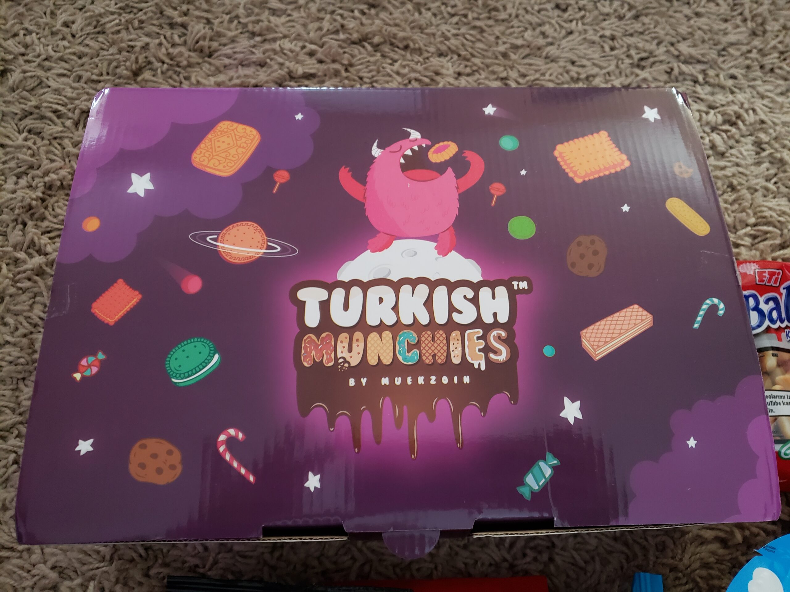 Midi International Food Hamper | Premium Exotic Foreign Foods | Unique Hampers & Gourmet Gift for Men and Women | American Alike Retro Turkish Foods | 12 Full-Size + 1 Bonus Snacks customer photo 2