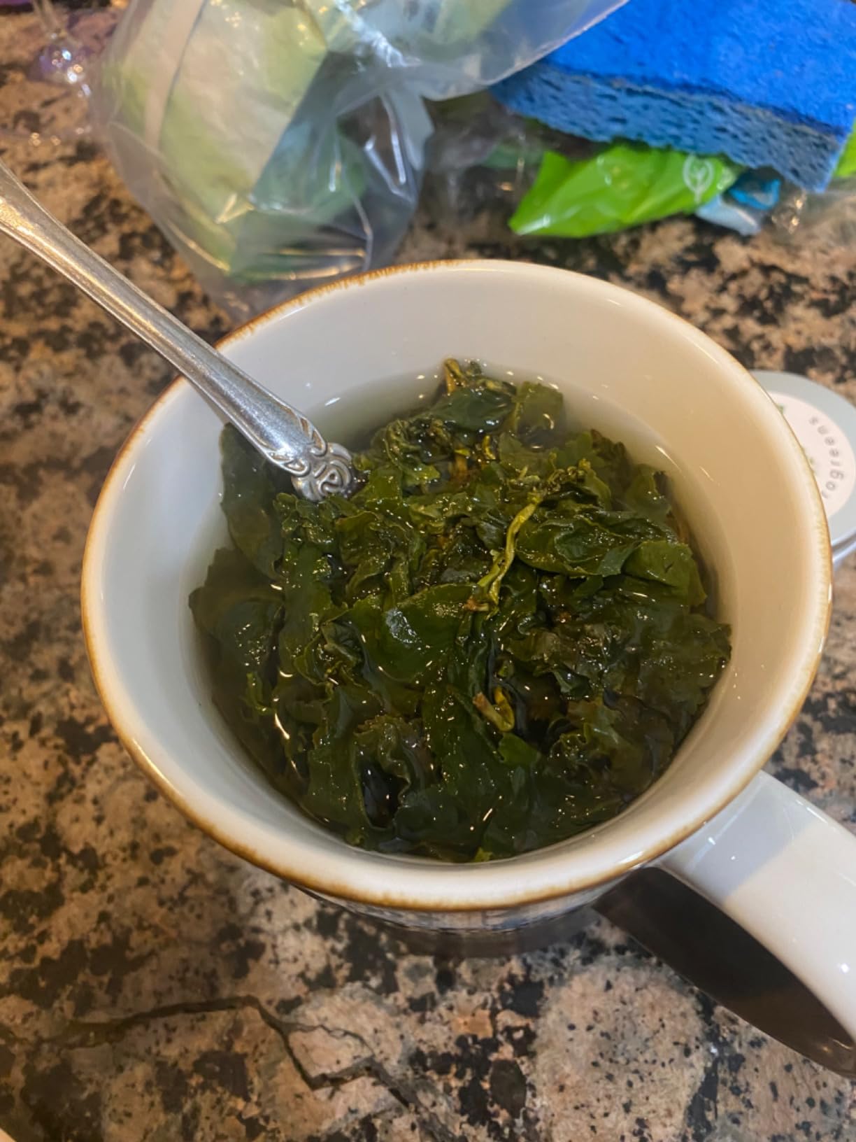 FullChea - Natural Alishan Oolong Tea Loose Leaf - Formosa Oolong High Mountain Tea - Taiwan Gaoshan Ulong Tea - Taiwanese Green Oolong Tea for Health (8.8oz / 250g) customer photo 1
