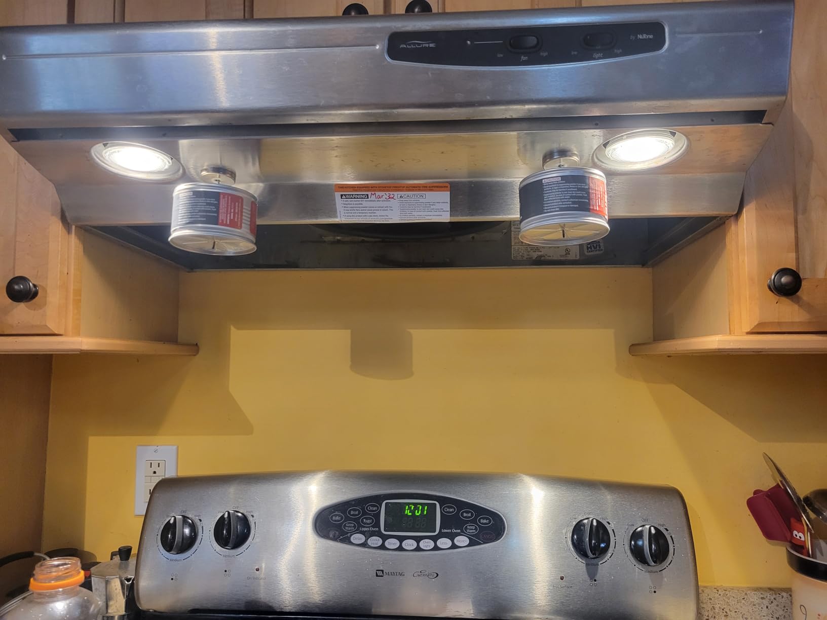 Rangehood® Fire Suppressor - Automatic StoveTop Fire Suppressor for Residential Kitchen Safety - Easy to Install, Direct Flame-Activated, Non-Toxic Fire Suppression System (1 Pair) customer photo 2