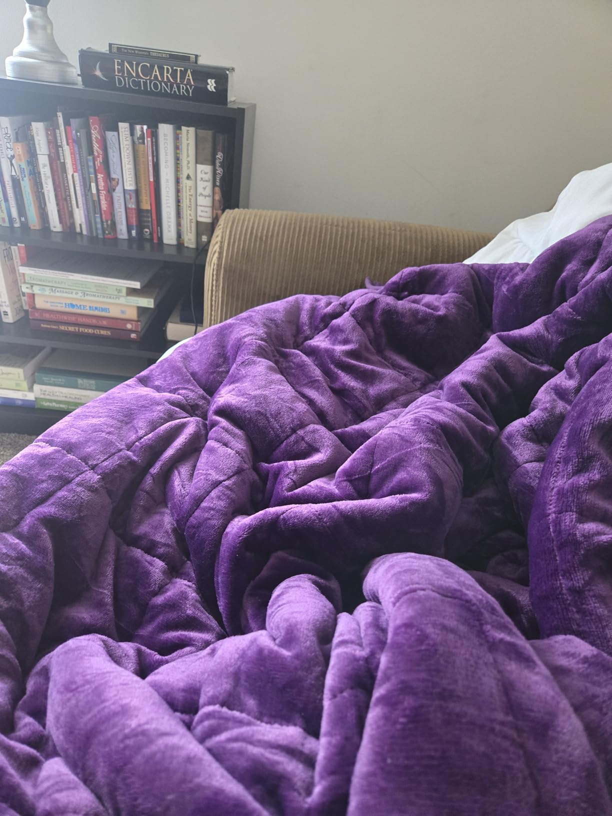Uttermara Weighted Blankets for Adults Queen Size, 15lbs 60x80 inches Blanket with Soft Warm Plush Sherpa Fleece customer photo 2