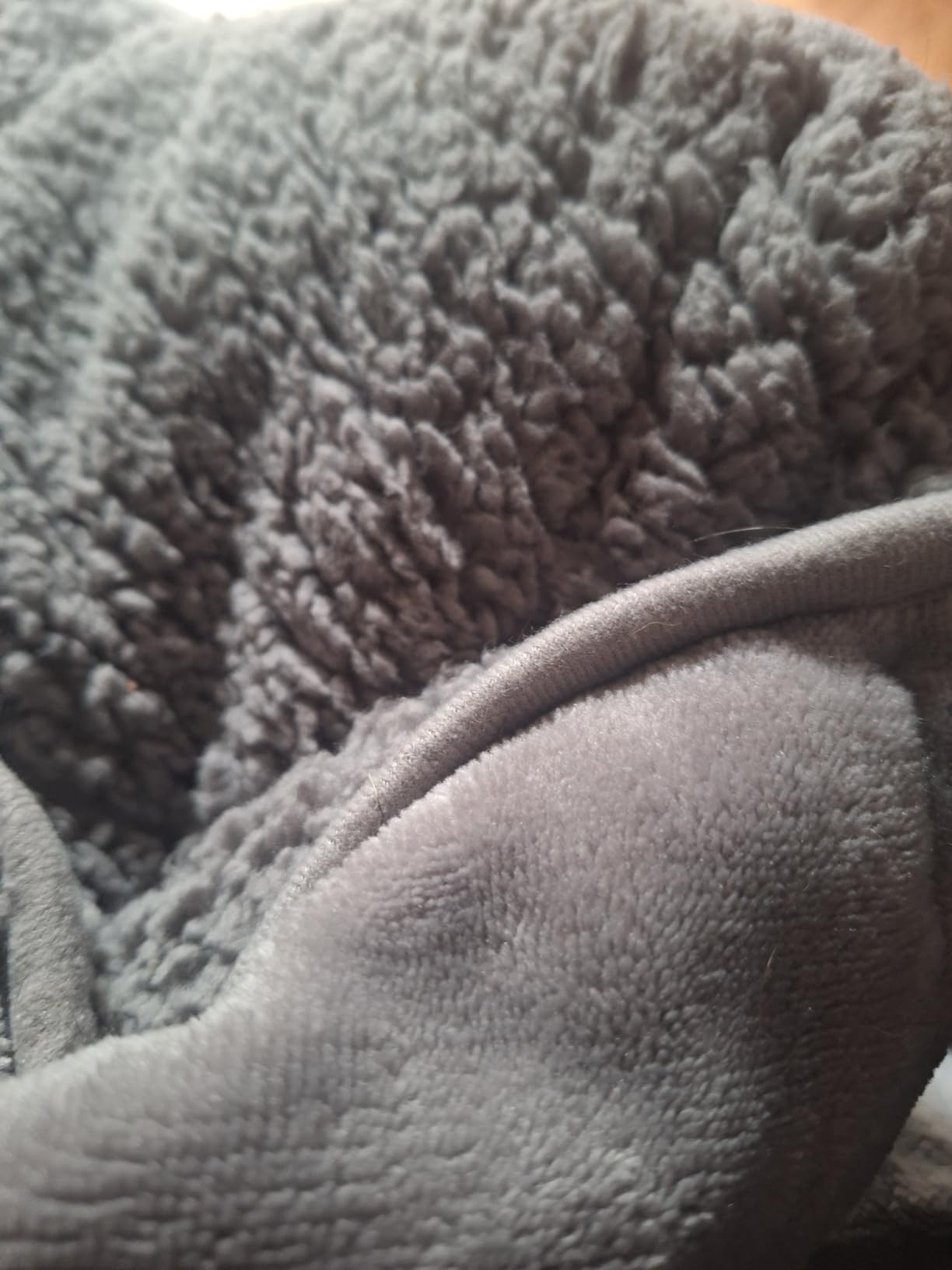 Wemore Sherpa Fleece Weighted Blanket for Adult, 15 lbs Dual Sided Cozy Fluffy Heavy Blanket, Ultra Fuzzy Throw Blanket customer photo 1