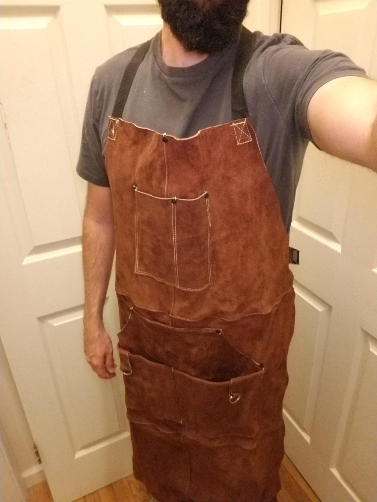 eletecpro Heavy Duty Leather Welding Apron Genuine Cowhide Flame & Heat Resistant Adjustable 42Lx24W with 6 Tool Pockets and Gloves for BBQ, Woodworking, Gardening, Men & Women Gift, Dark Brown customer photo 2